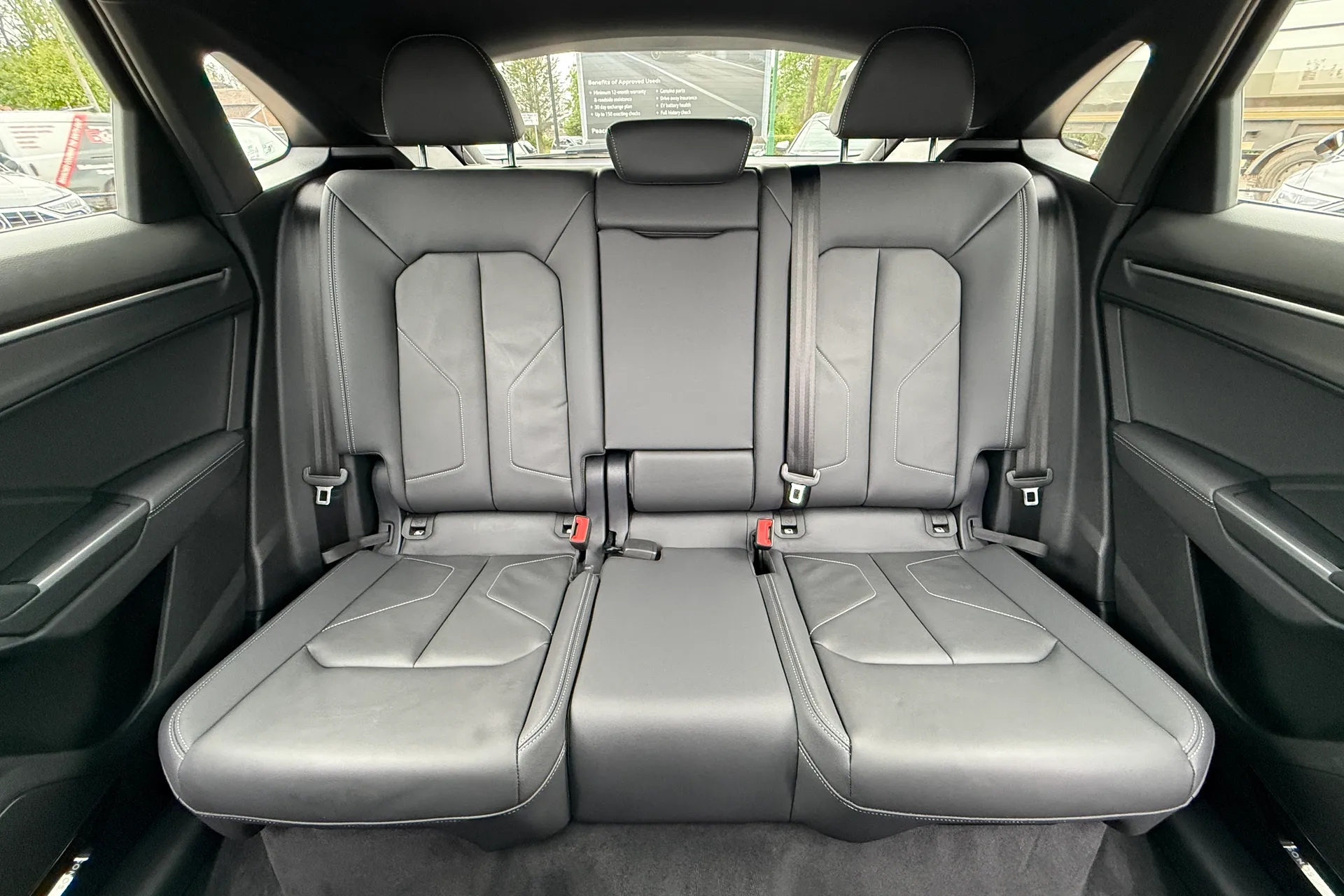 Audi Q3 thumbnail image number 45