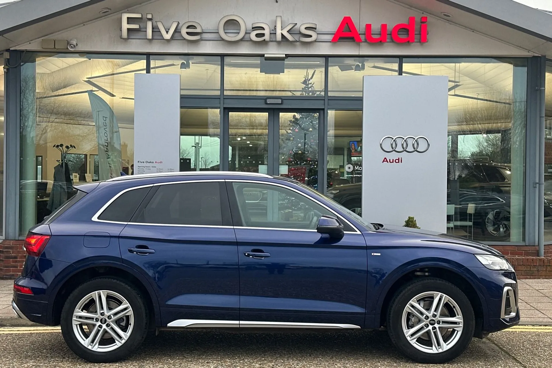 Audi Q5 thumbnail image number 2