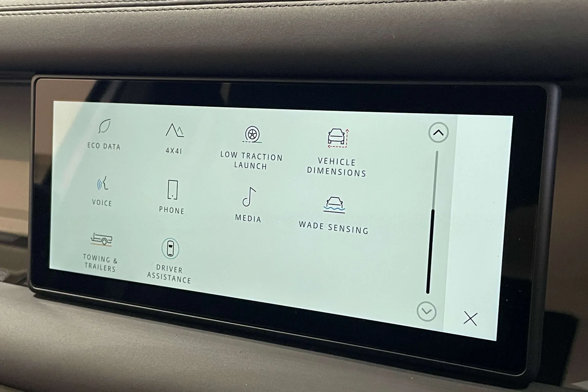 LAND ROVER Defender 110 thumbnail image number 20