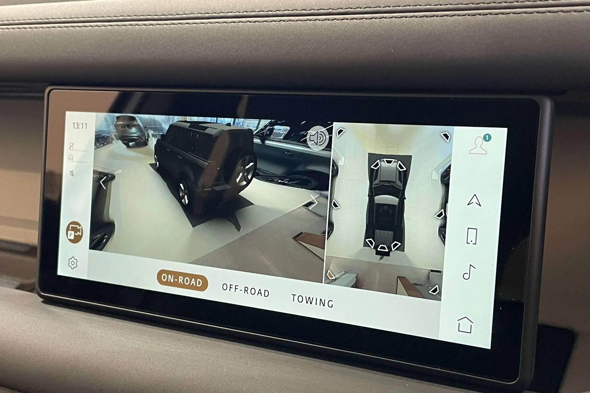 LAND ROVER Defender 110 thumbnail image number 6