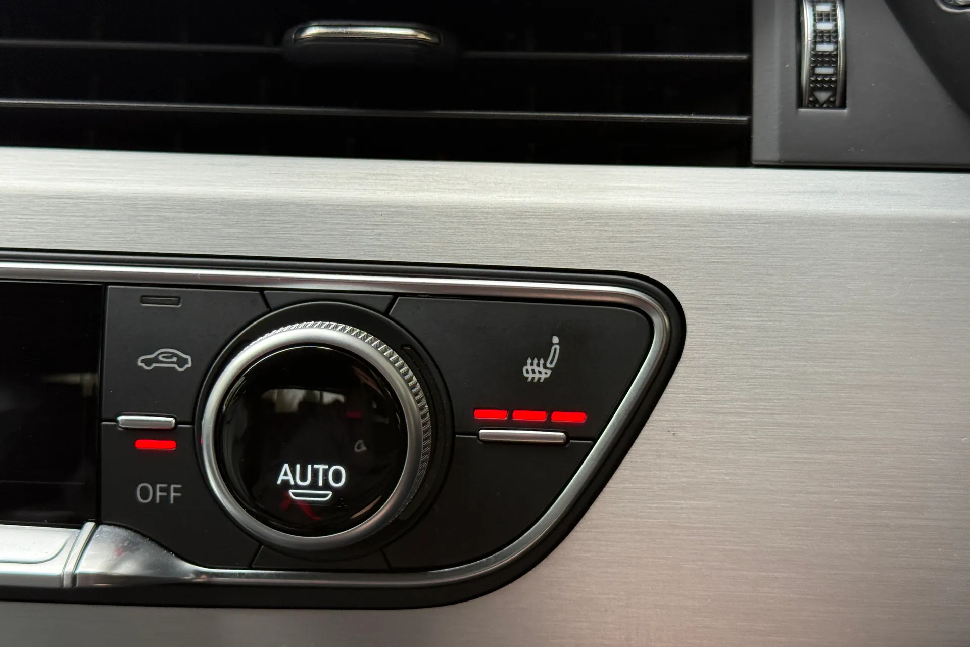 Audi A4 thumbnail image number 7