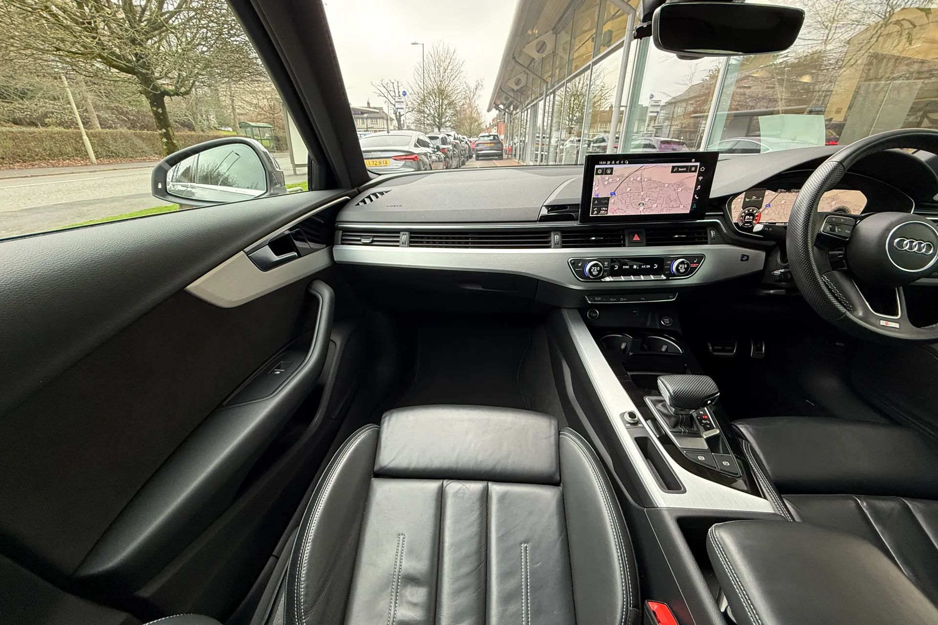 Audi A4 thumbnail image number 47