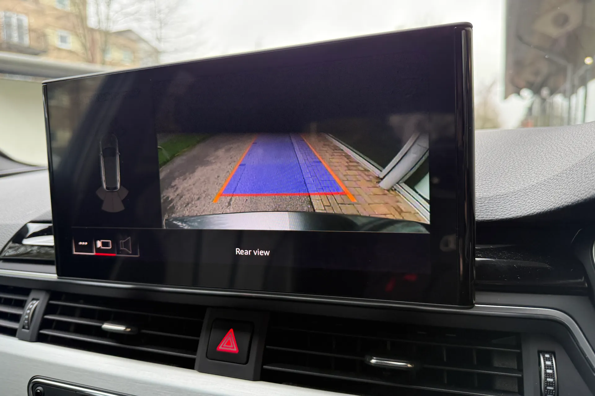 Audi A4 thumbnail image number 5