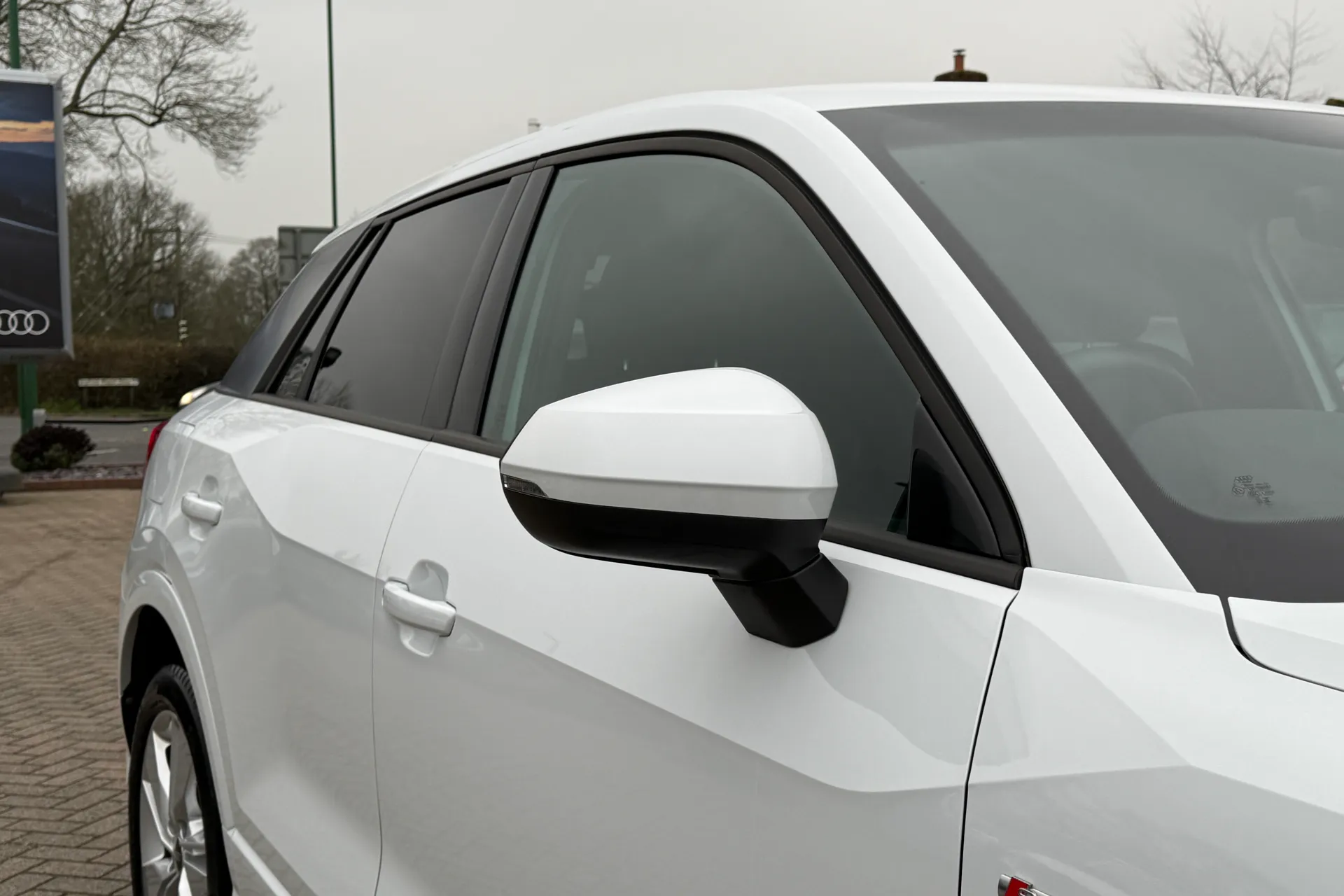 Audi Q2 thumbnail image number 43