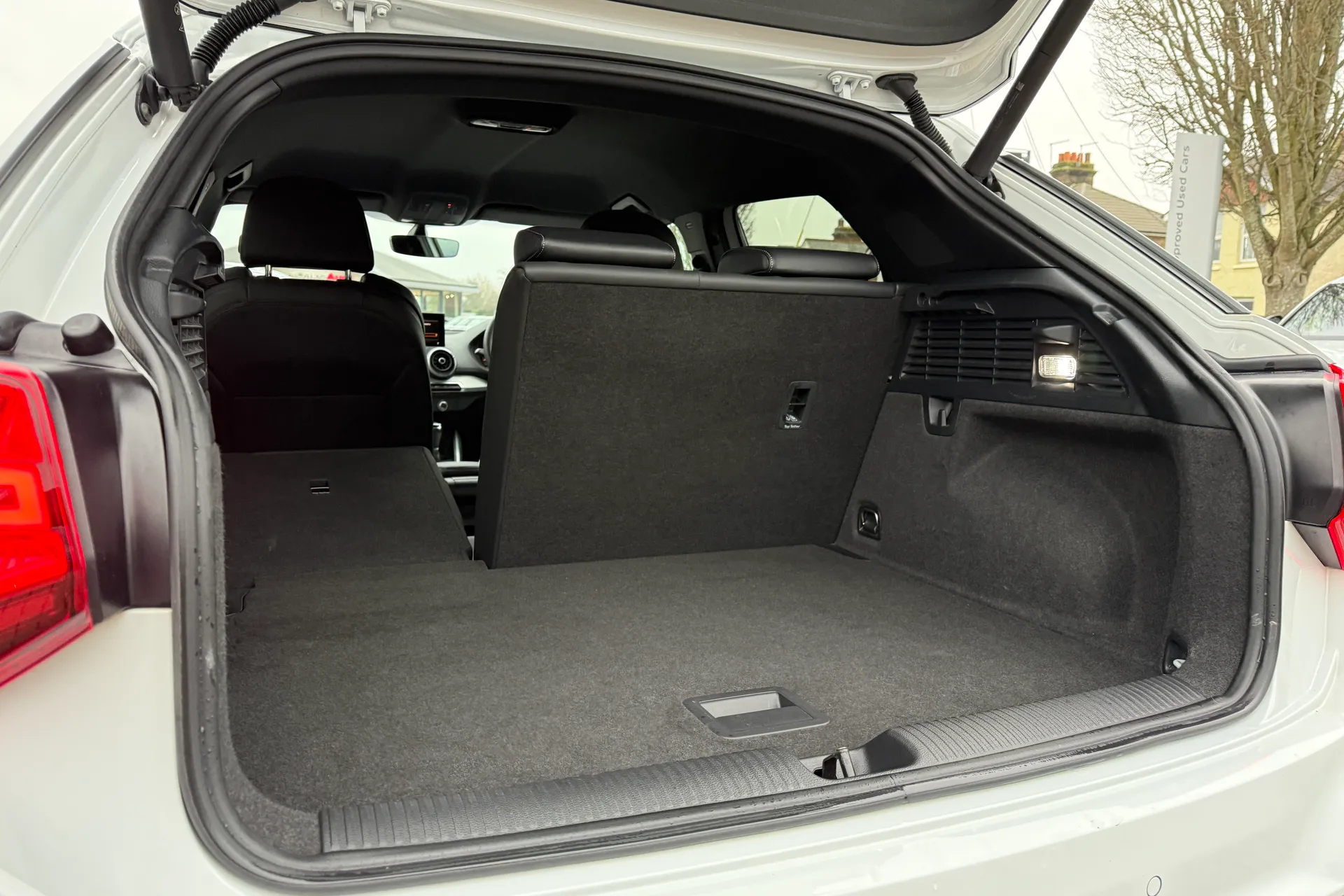 Audi Q2 thumbnail image number 33