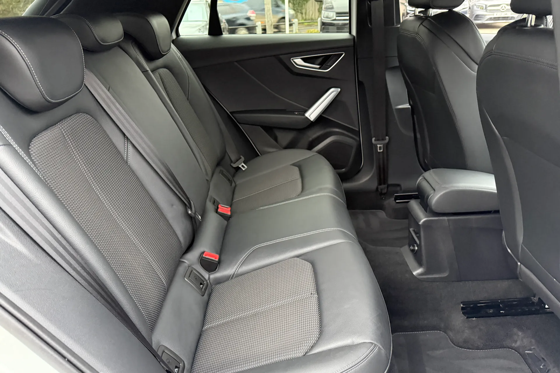 Audi Q2 thumbnail image number 41