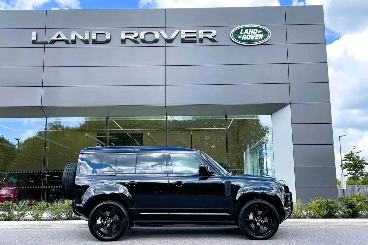 Used 2023 LAND ROVER DEFENDER XDynamic HSE GX73UPD Harwoods Land Rover, Crawley