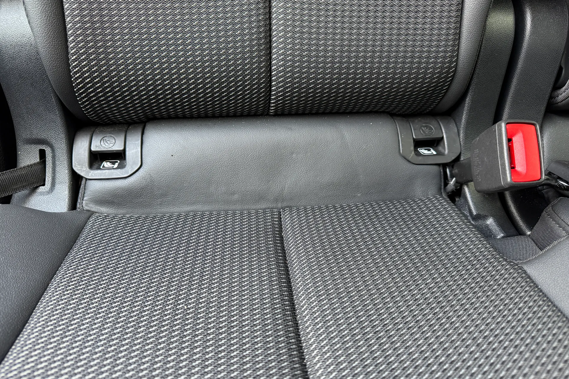 Audi Q3 thumbnail image number 28