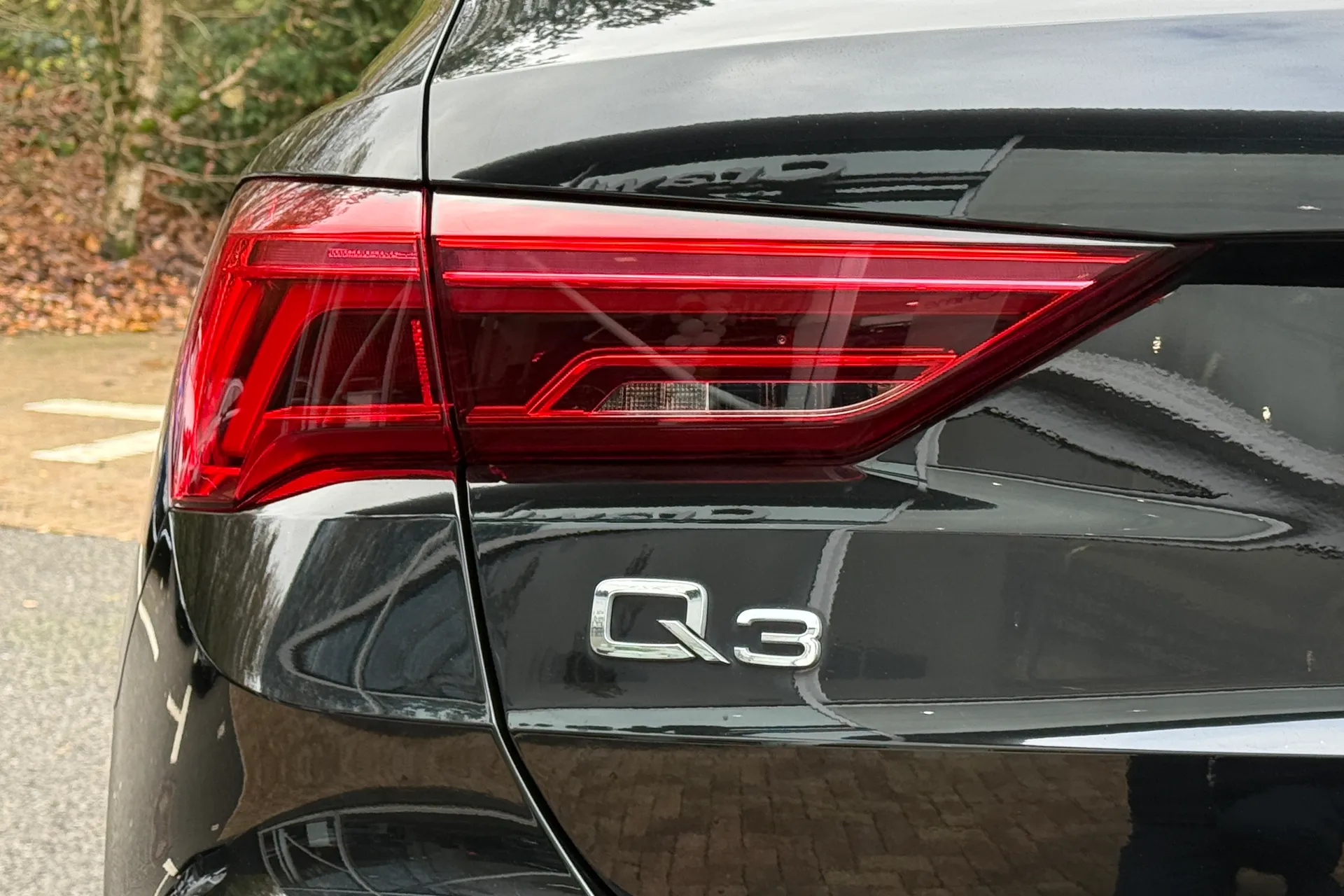 Audi Q3 thumbnail image number 39