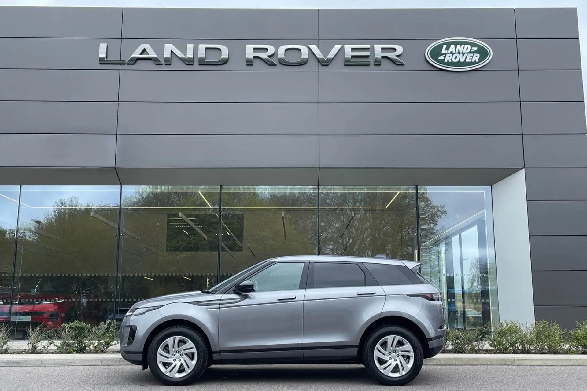 LAND ROVER RANGE ROVER EVOQUE thumbnail image number 6