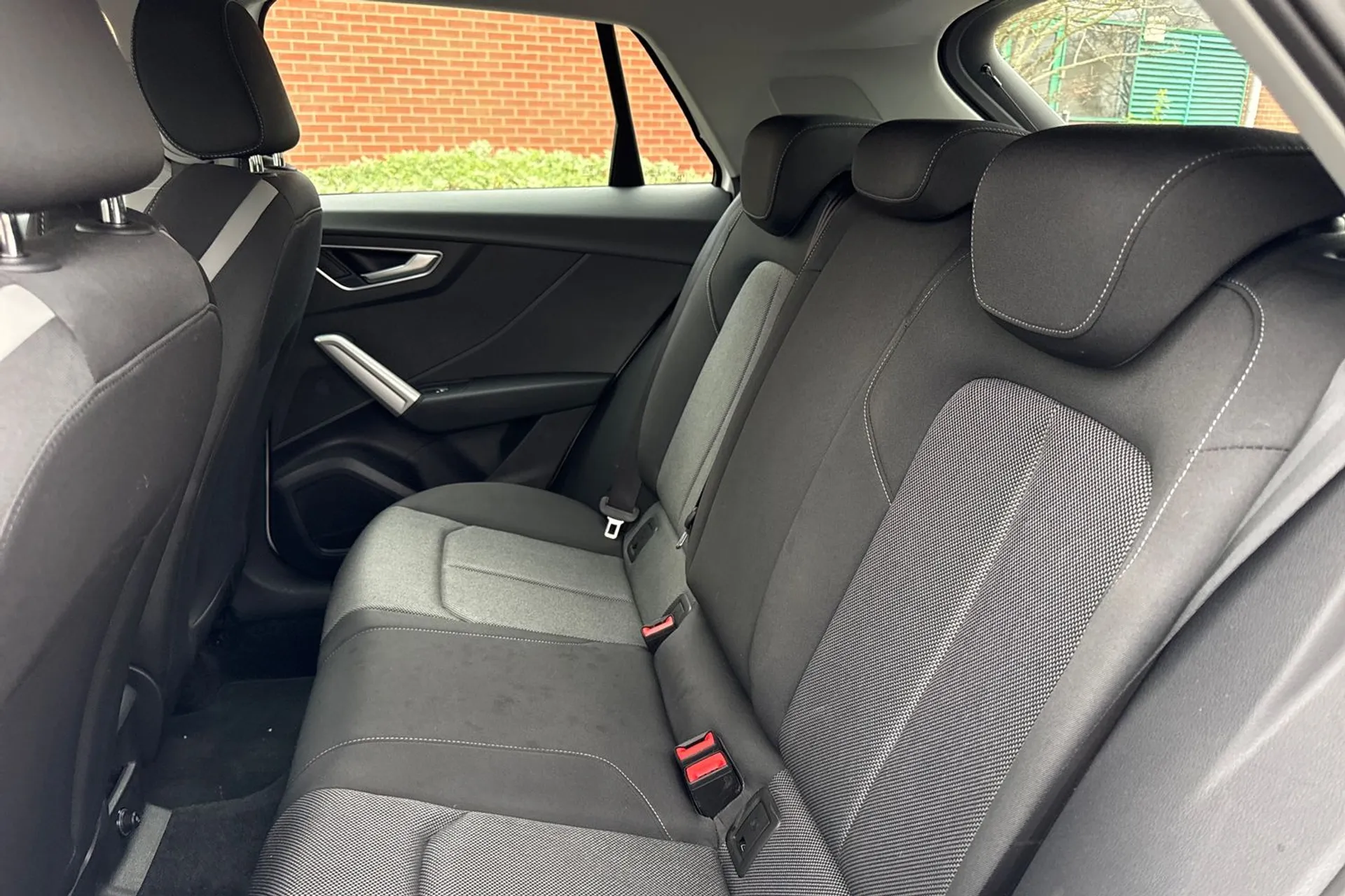 Audi Q2 thumbnail image number 40