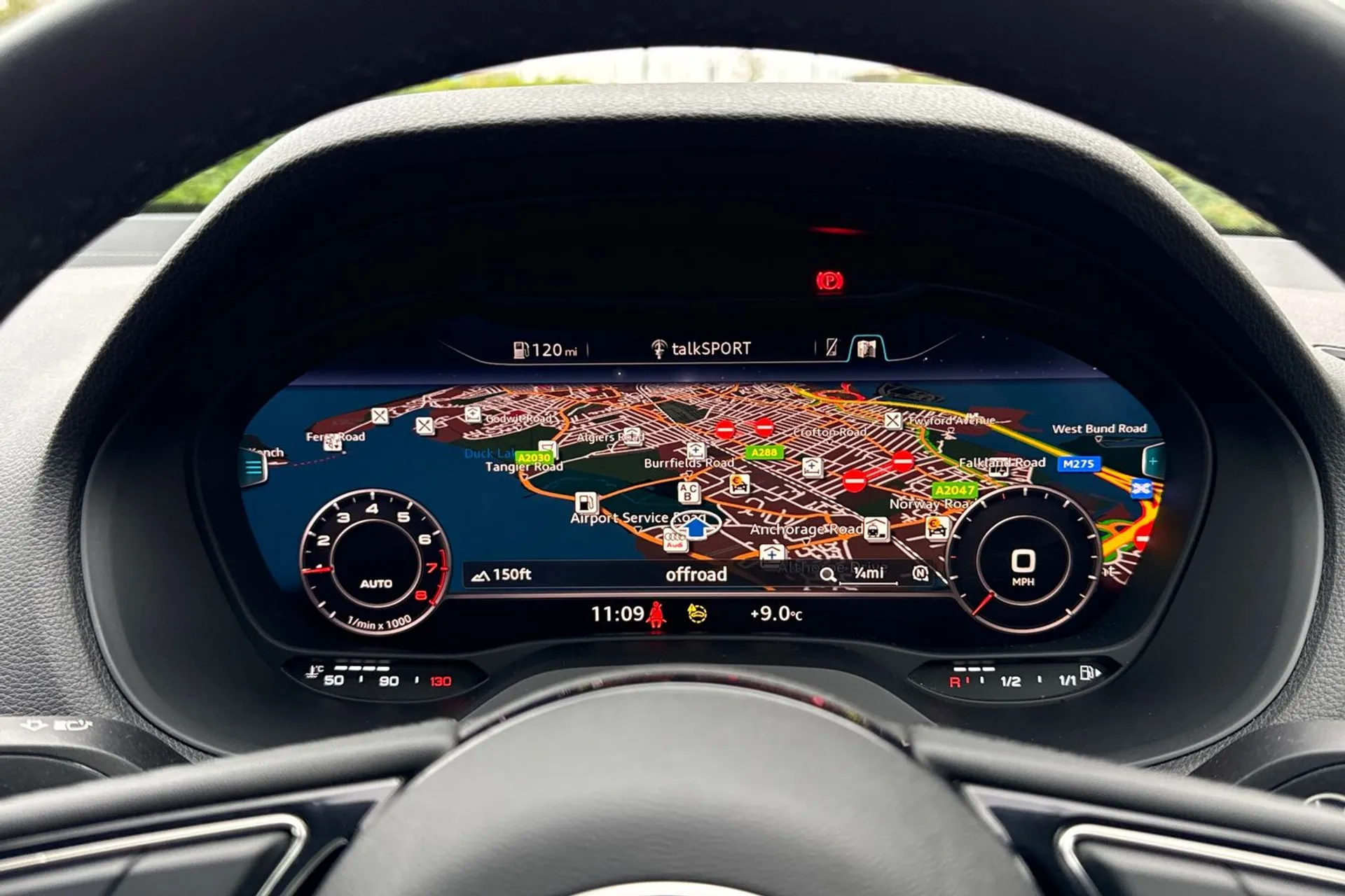 Audi Q2 thumbnail image number 21