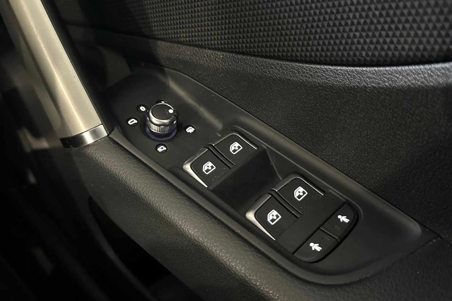 Audi Q2 thumbnail image number 47