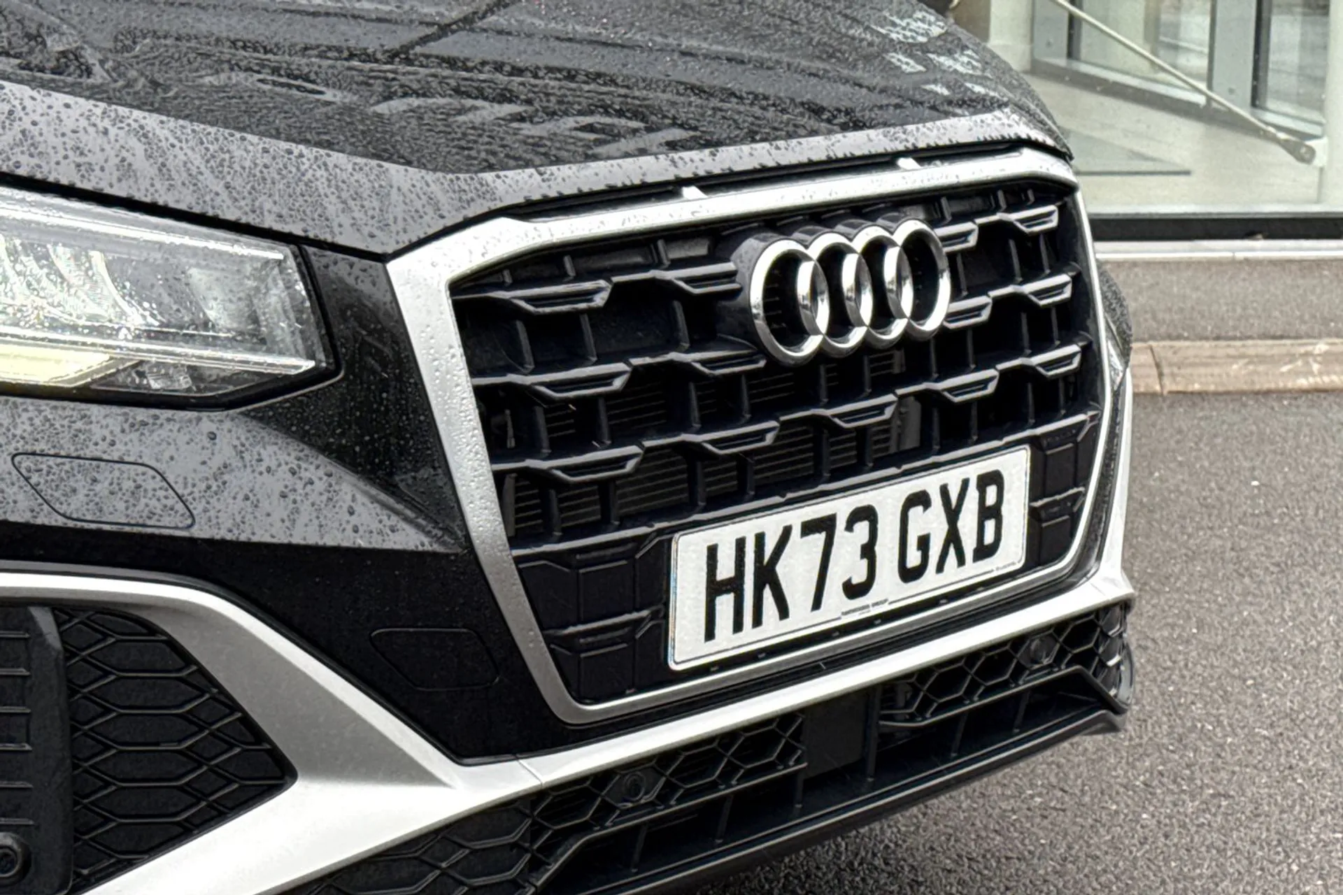 Audi Q2 thumbnail image number 11