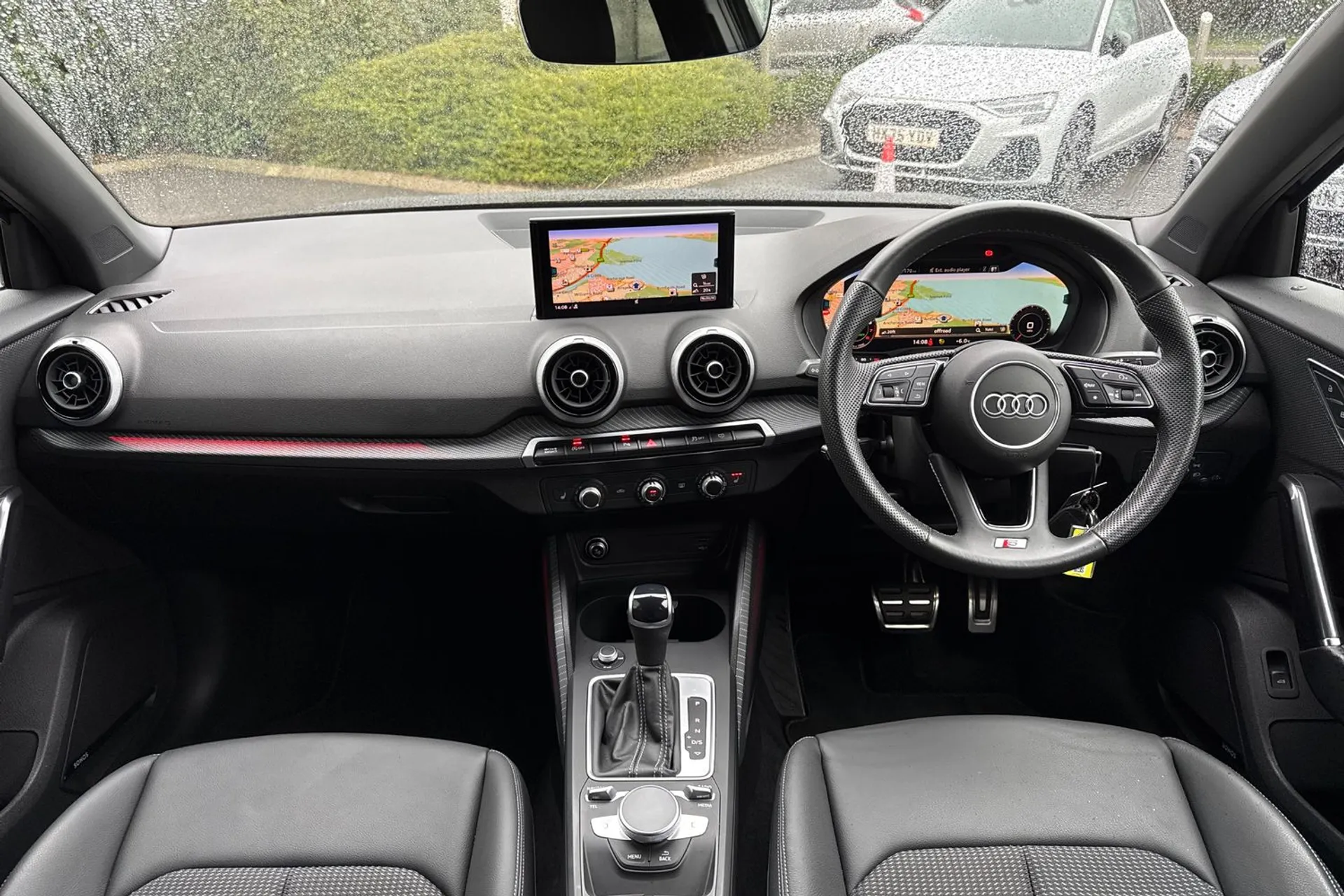 Audi Q2 thumbnail image number 3