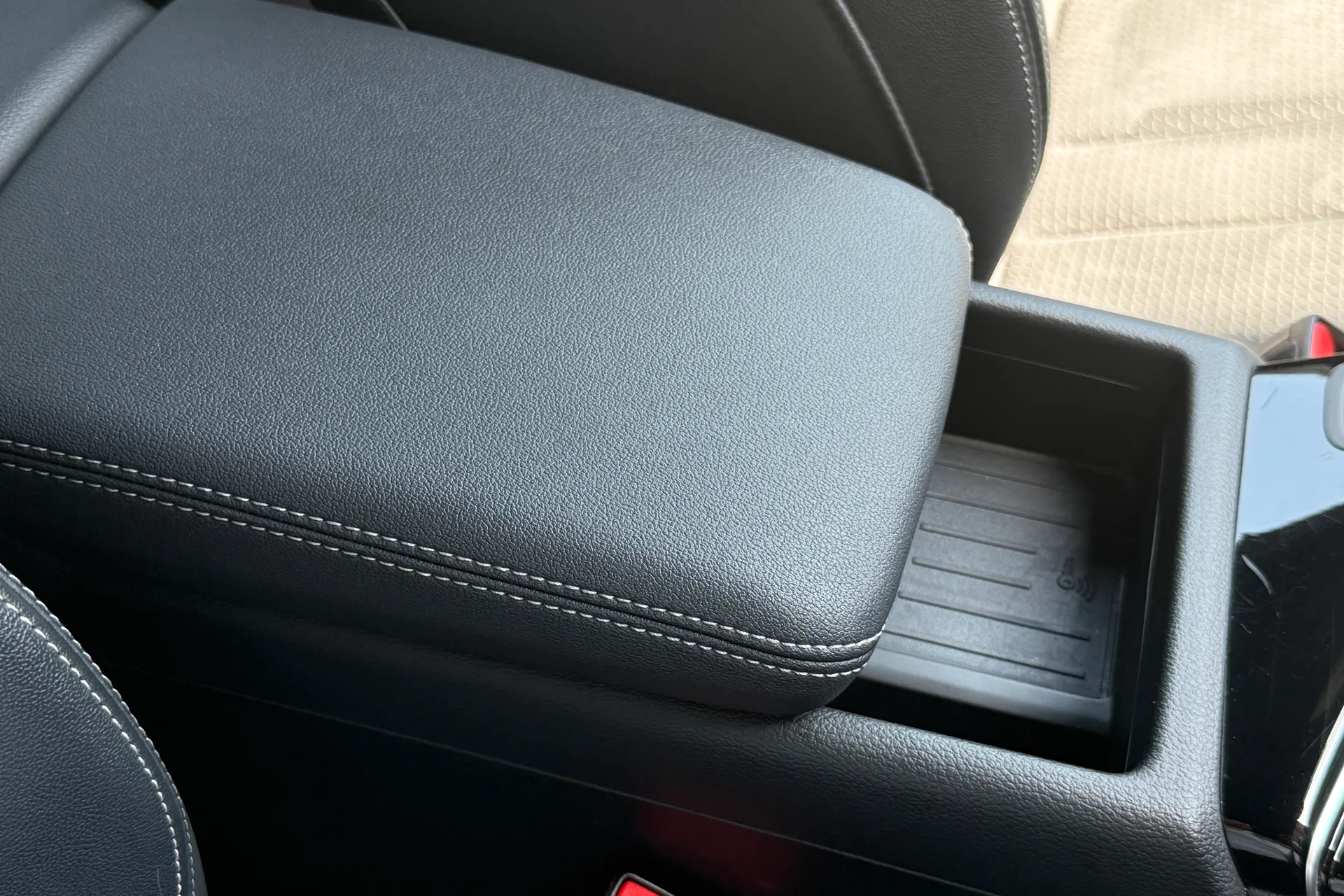 Audi A5 thumbnail image number 36