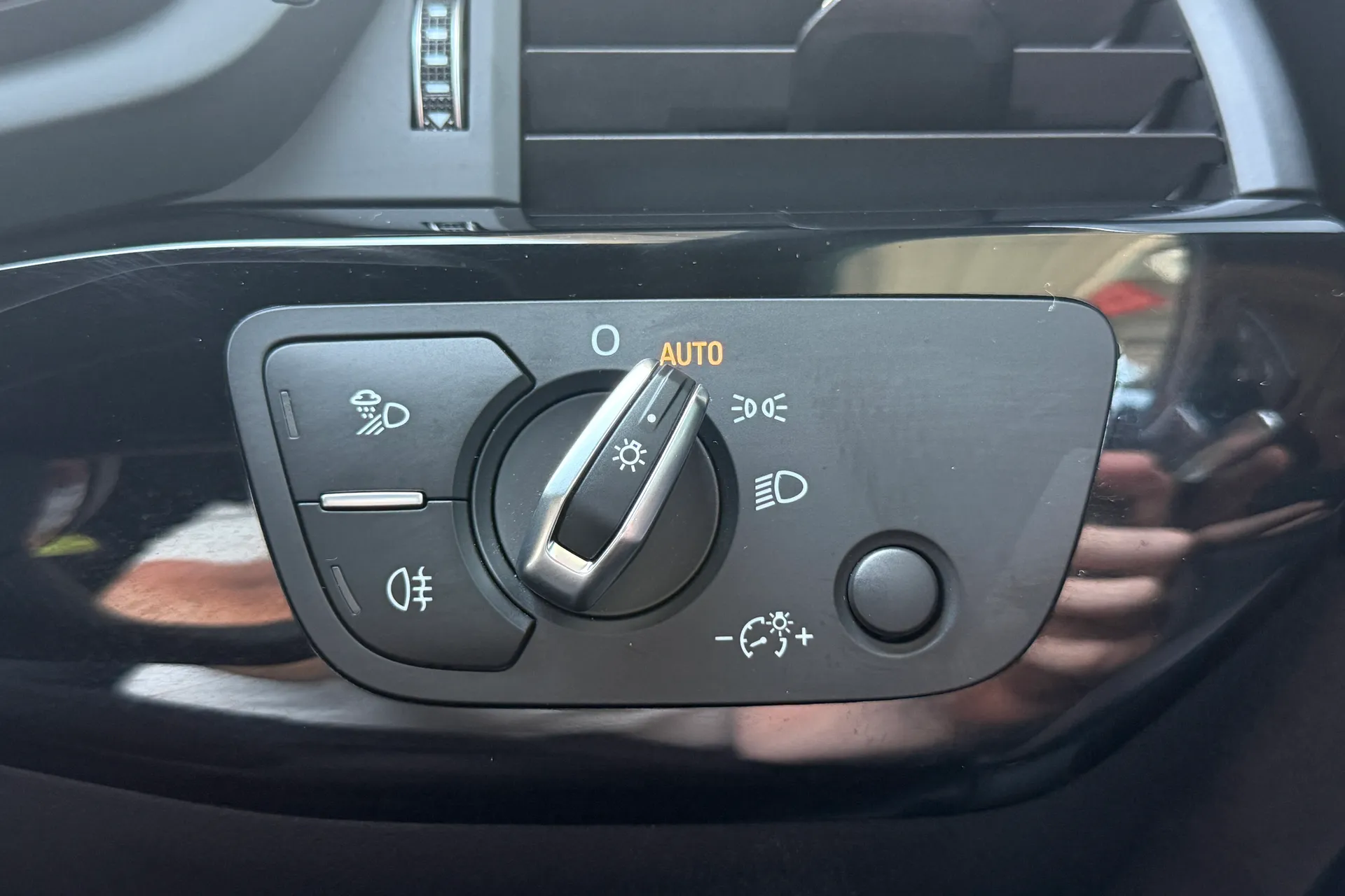 Audi A5 thumbnail image number 19