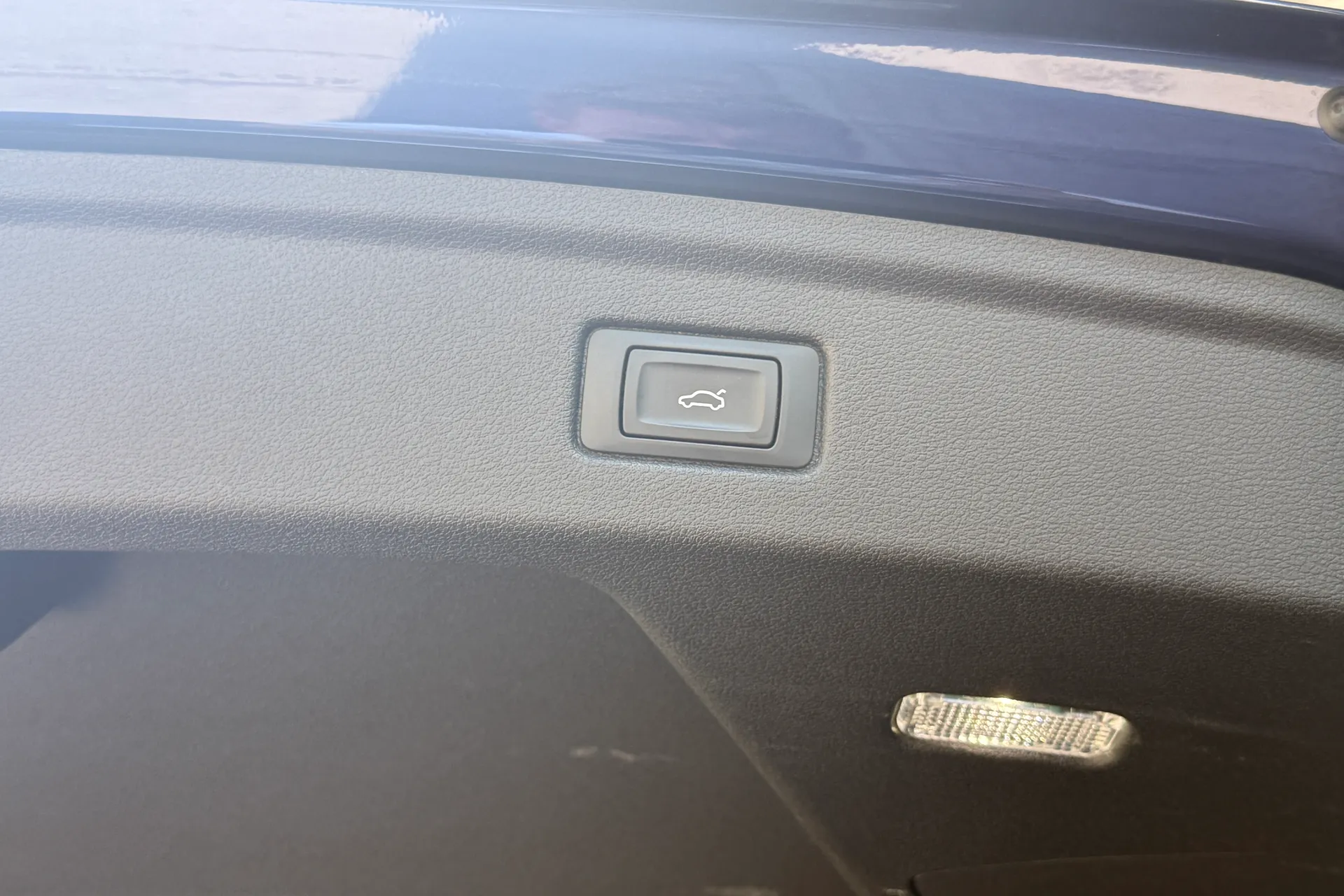 Audi A5 thumbnail image number 57