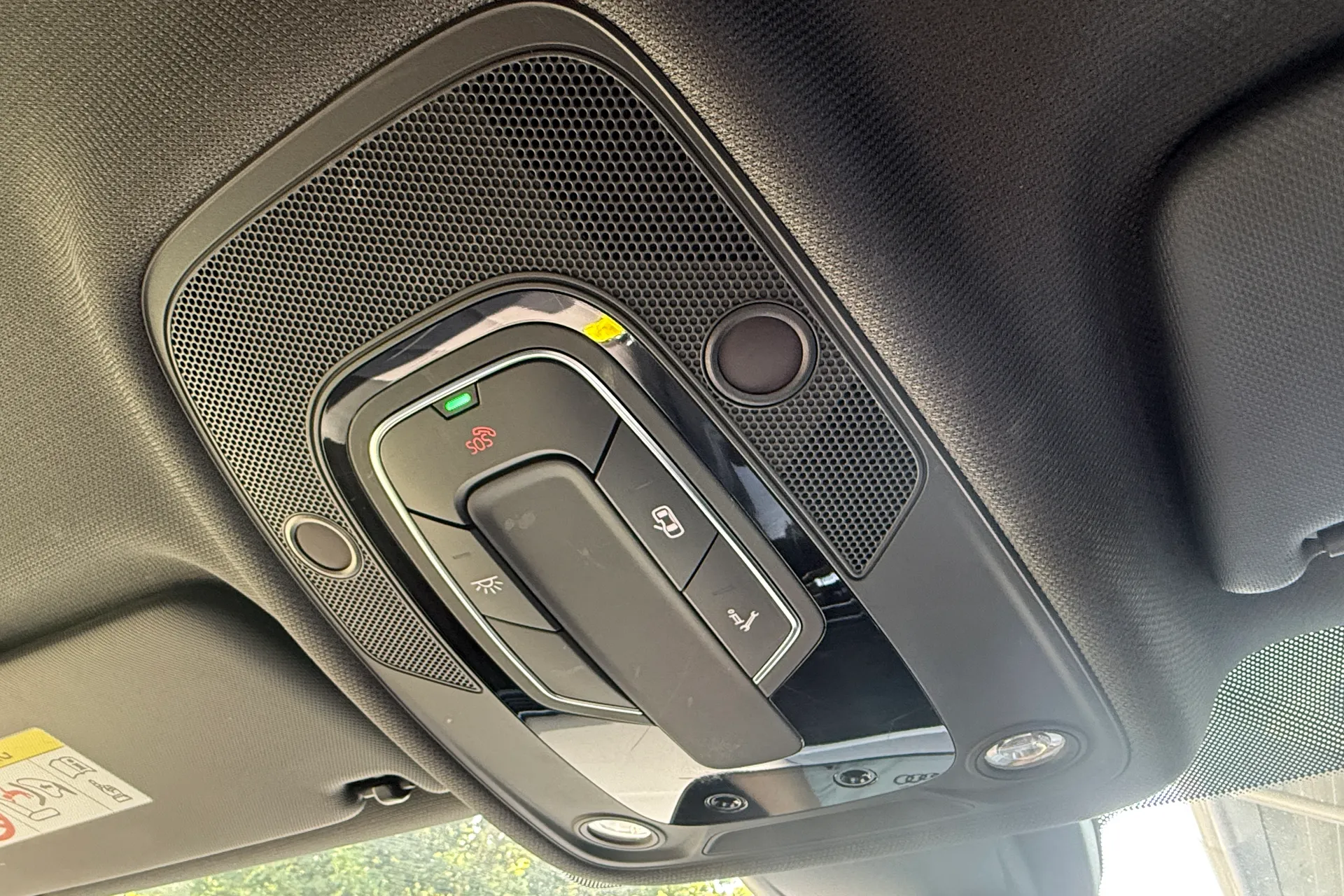 Audi A5 thumbnail image number 25