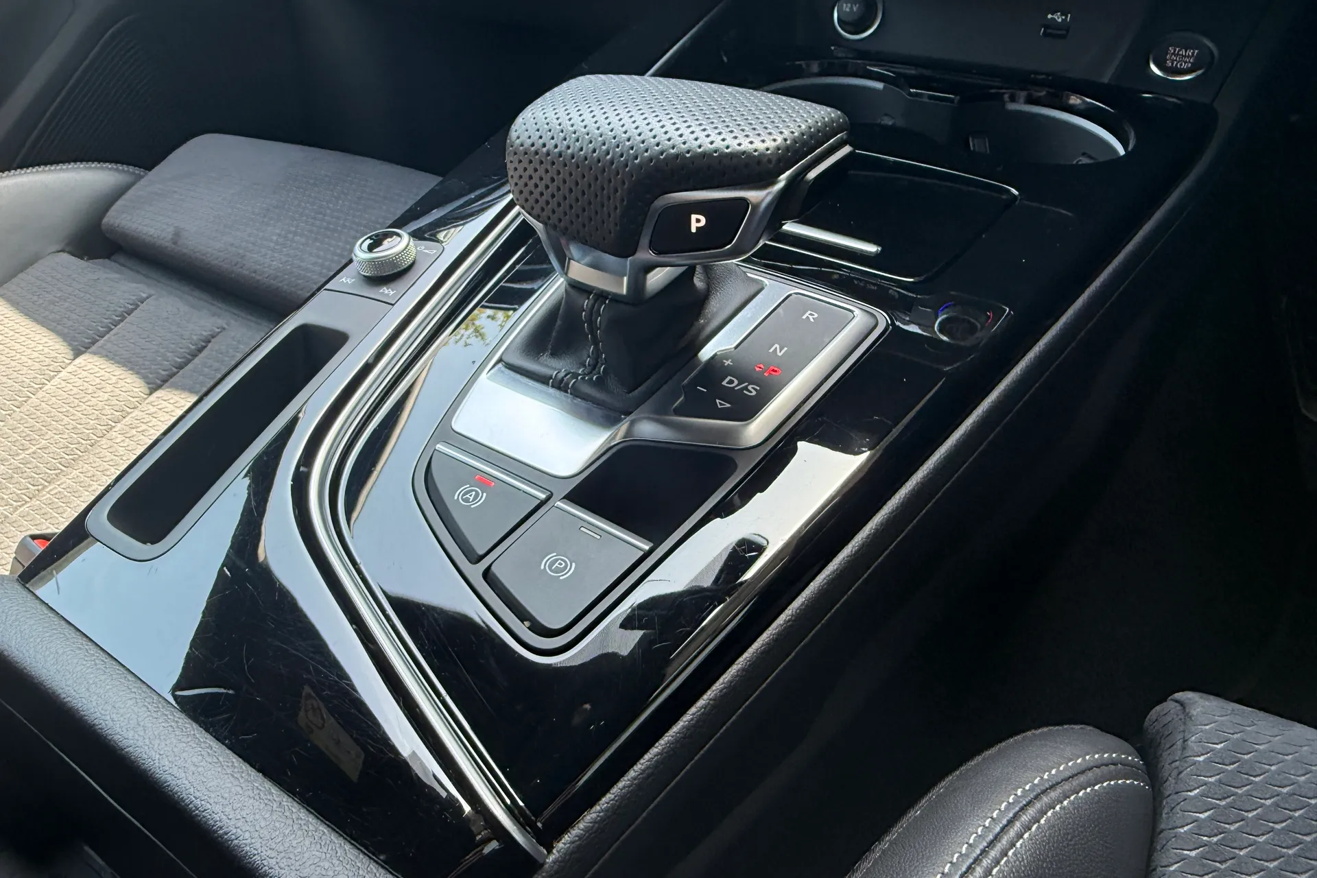 Audi A5 thumbnail image number 34