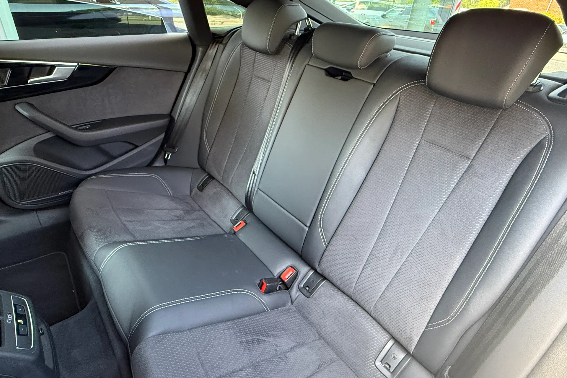 Audi A5 thumbnail image number 60