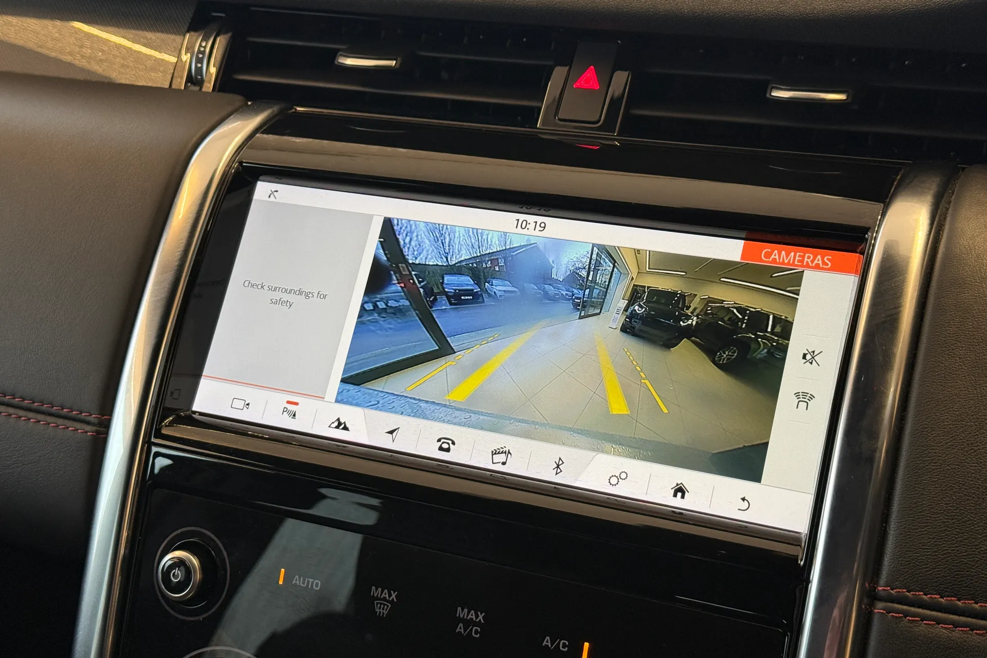 LAND ROVER DISCOVERY SPORT thumbnail image number 4