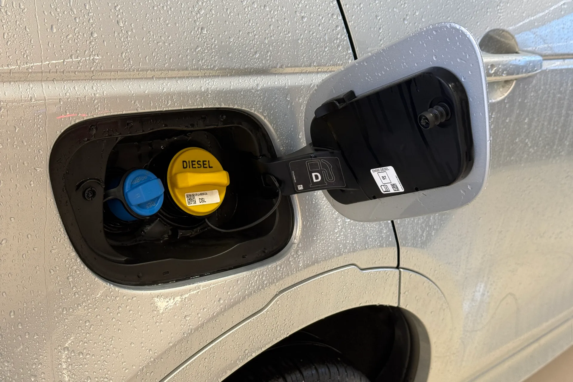 LAND ROVER DISCOVERY SPORT thumbnail image number 36