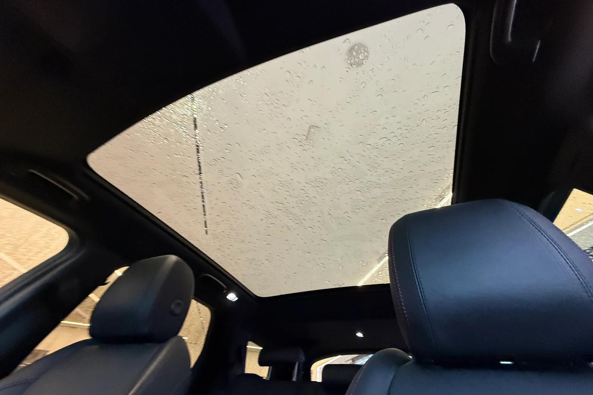 LAND ROVER DISCOVERY SPORT thumbnail image number 5