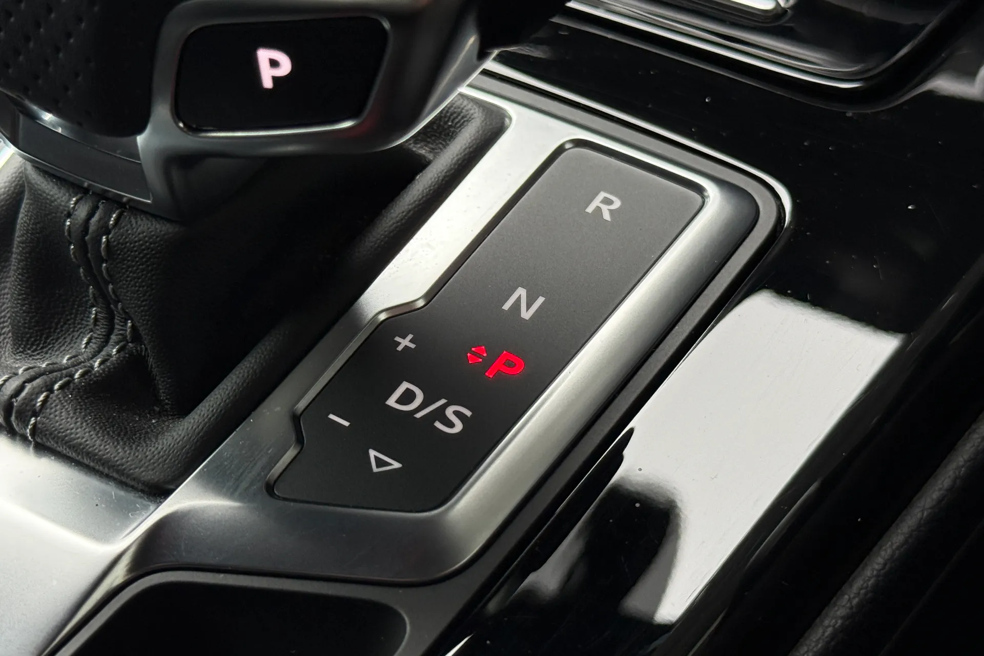Audi A5 thumbnail image number 31