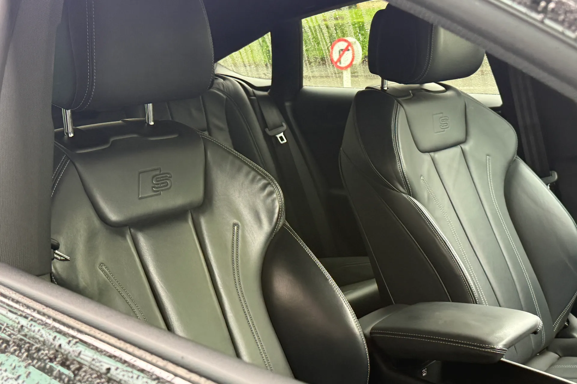Audi A5 thumbnail image number 39