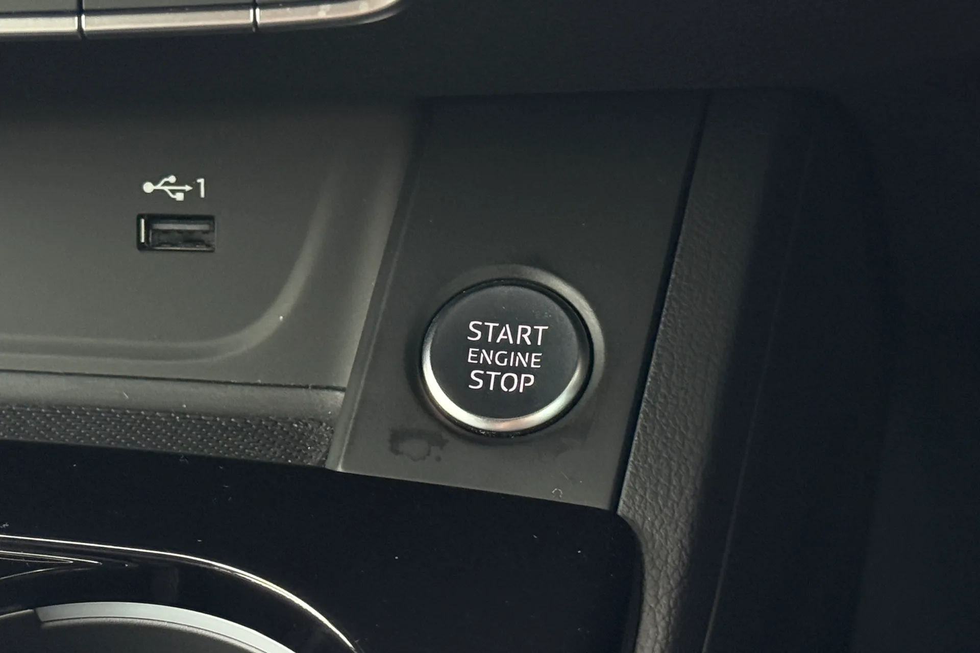 Audi A5 thumbnail image number 26