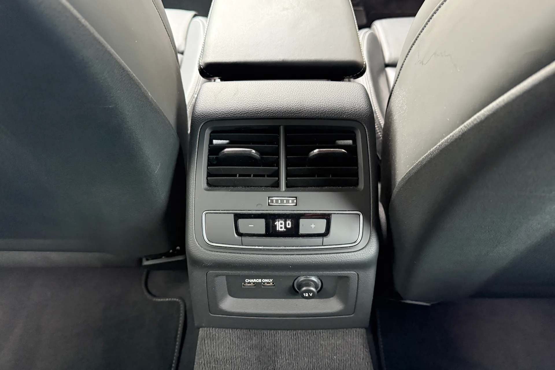 Audi A5 thumbnail image number 45