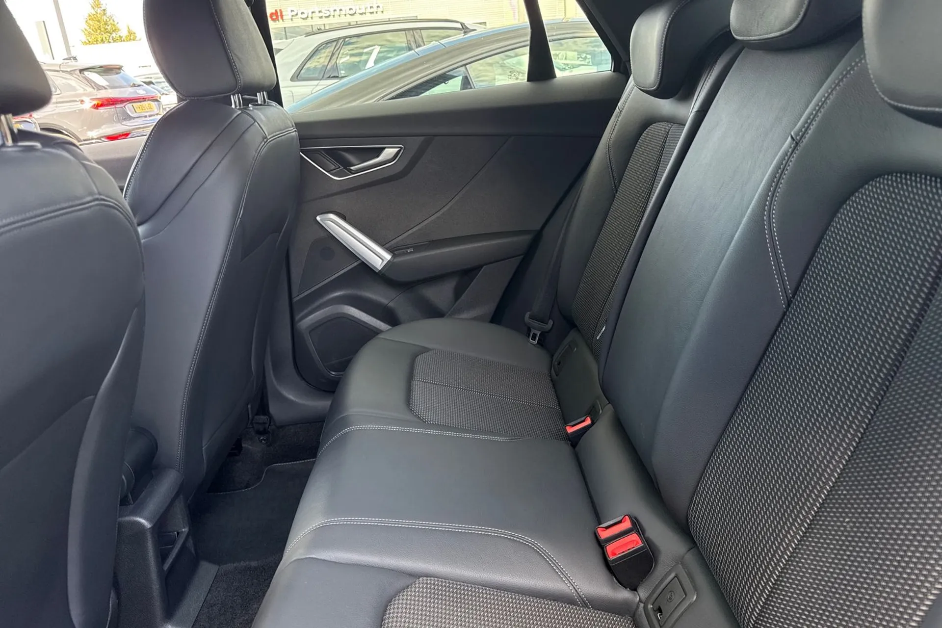 Audi Q2 thumbnail image number 28