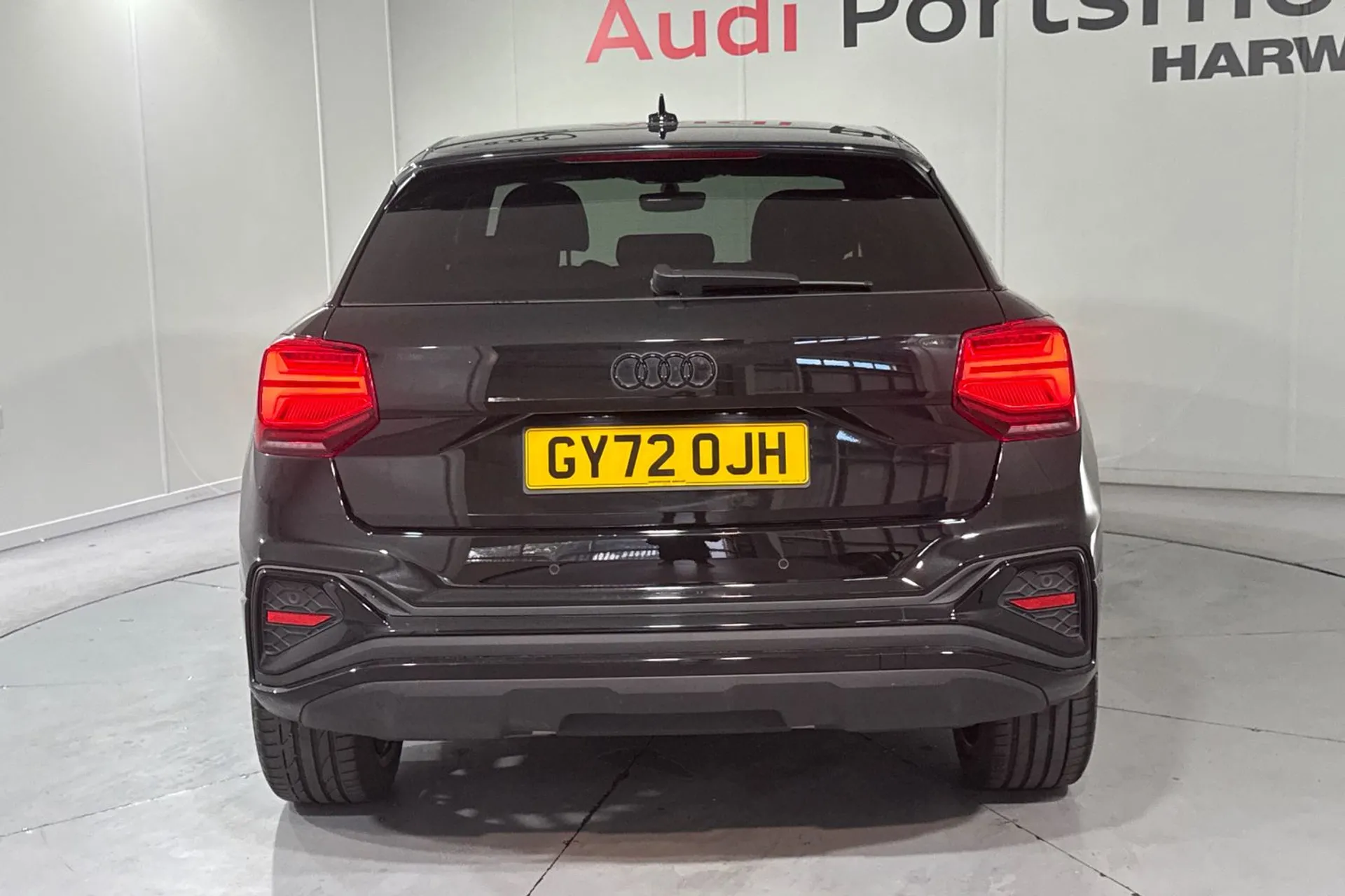 Audi Q2 thumbnail image number 7