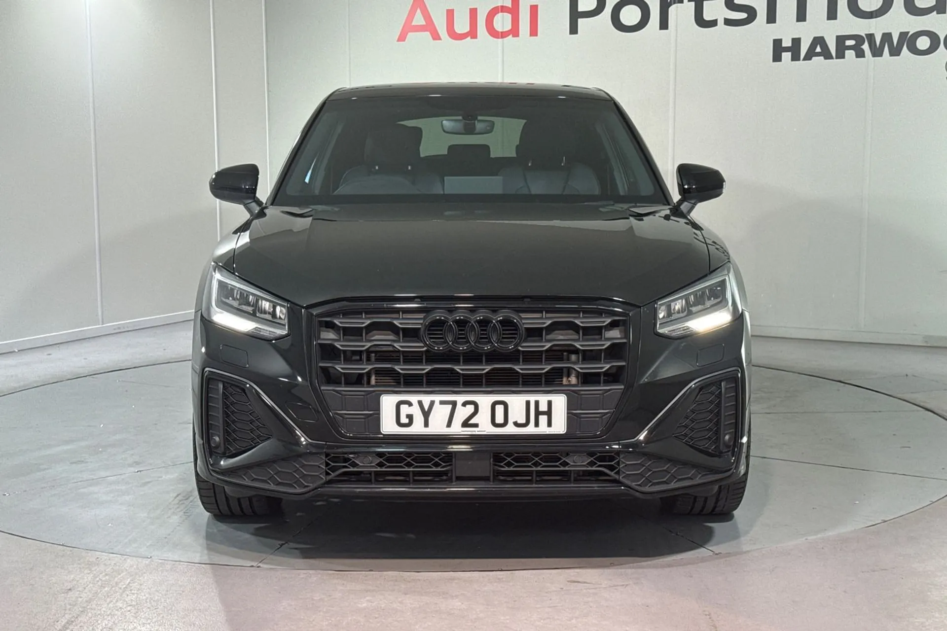 Audi Q2 thumbnail image number 11
