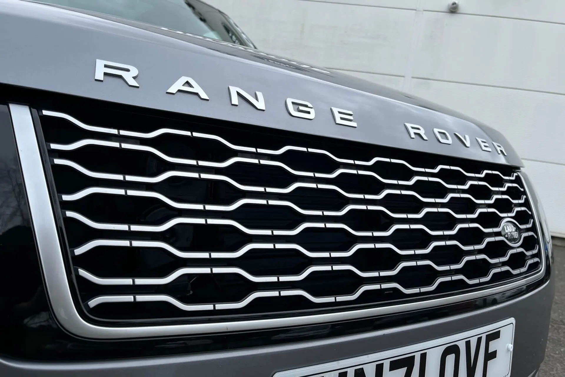 LAND ROVER RANGE ROVER thumbnail image number 32