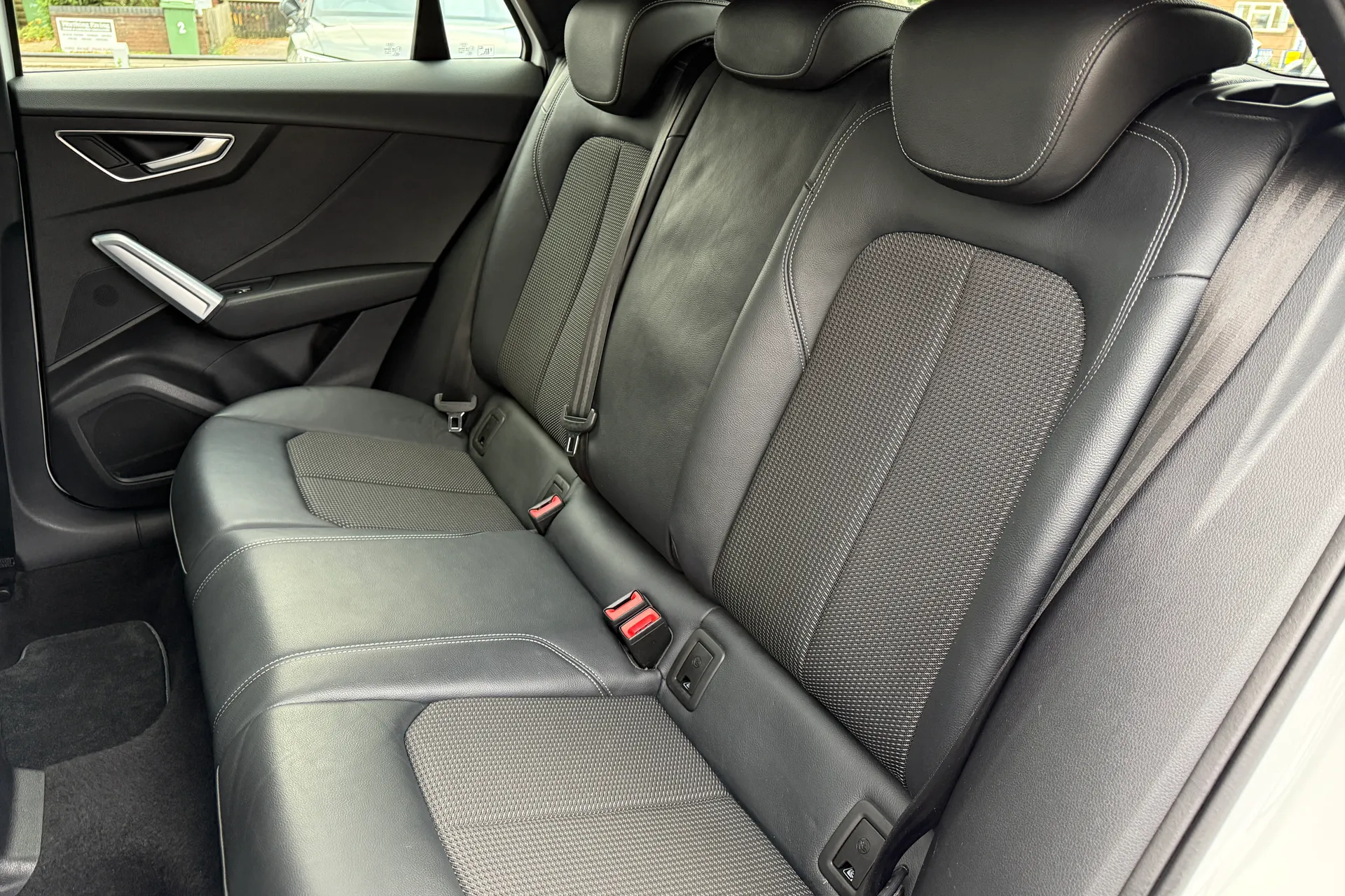 Audi Q2 thumbnail image number 37