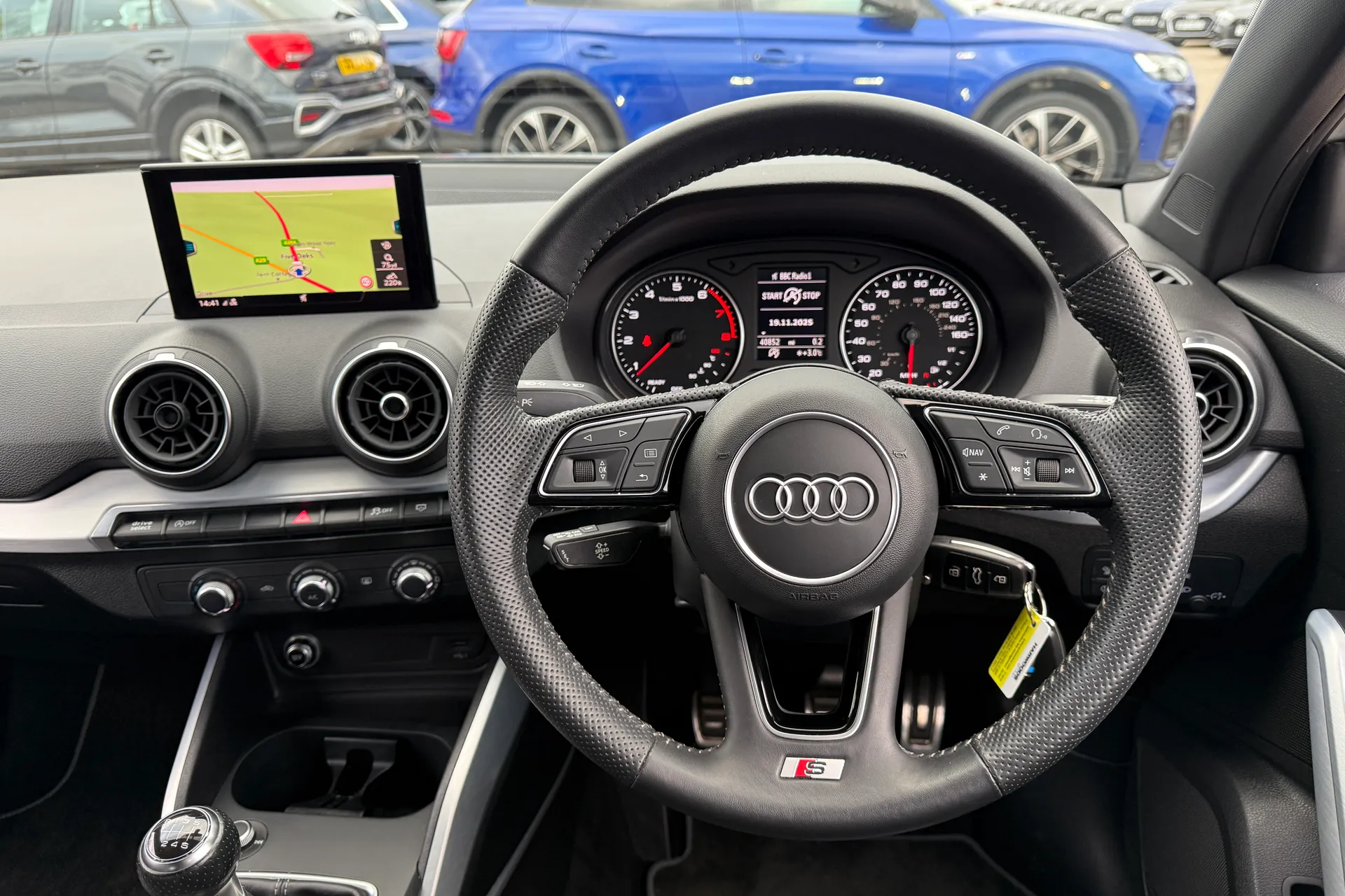Audi Q2 thumbnail image number 5