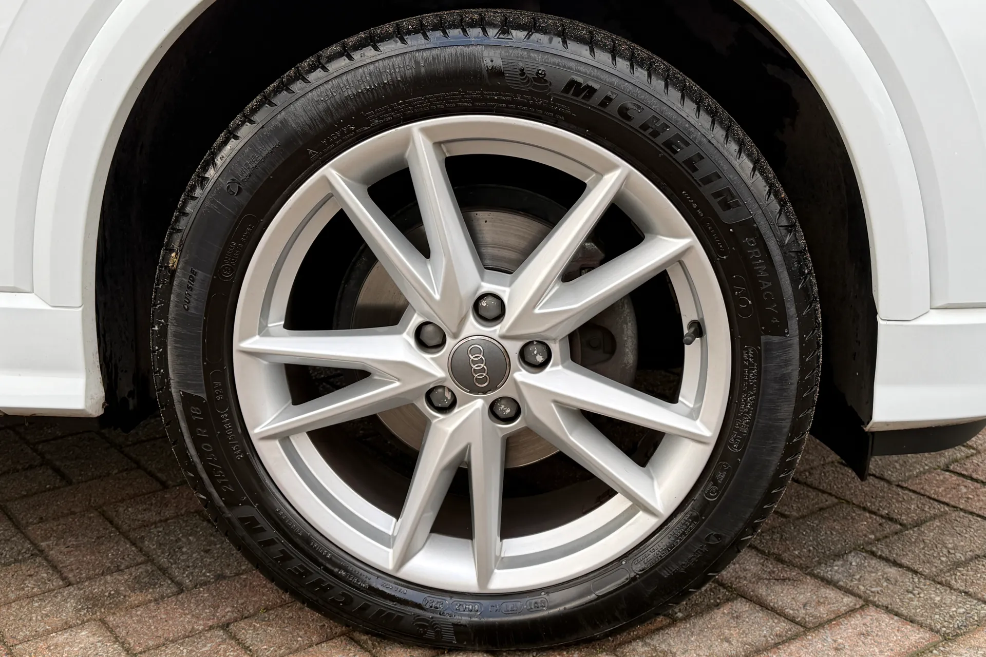 Audi Q2 thumbnail image number 40