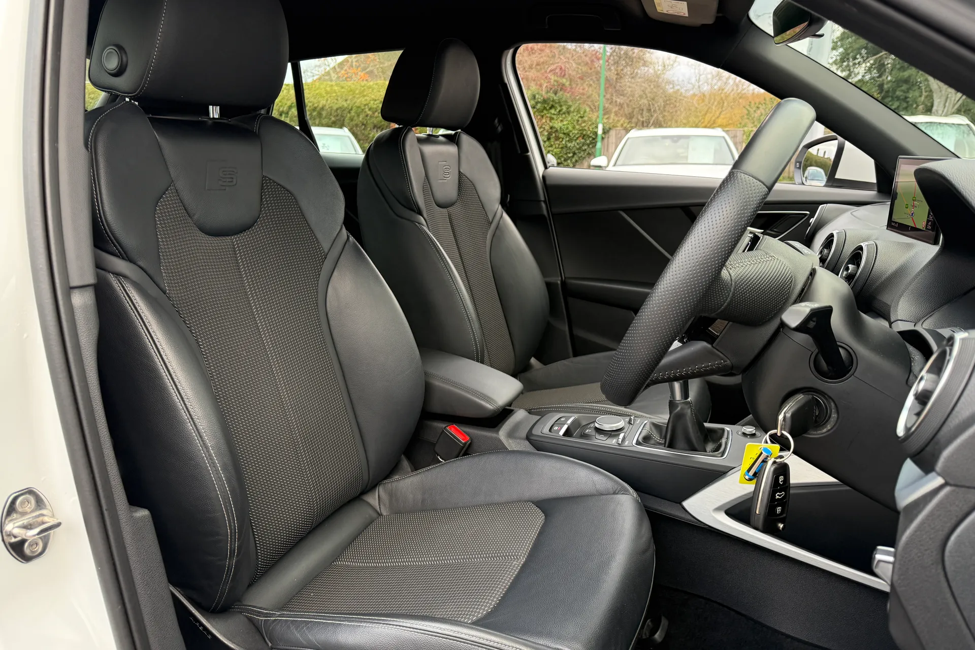 Audi Q2 thumbnail image number 22