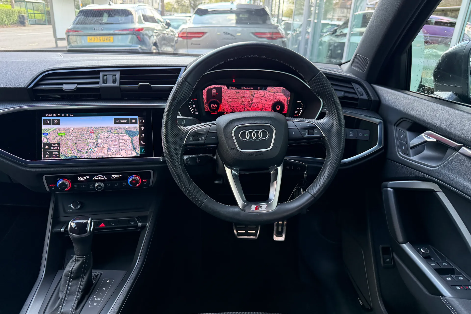 Audi Q3 thumbnail image number 41