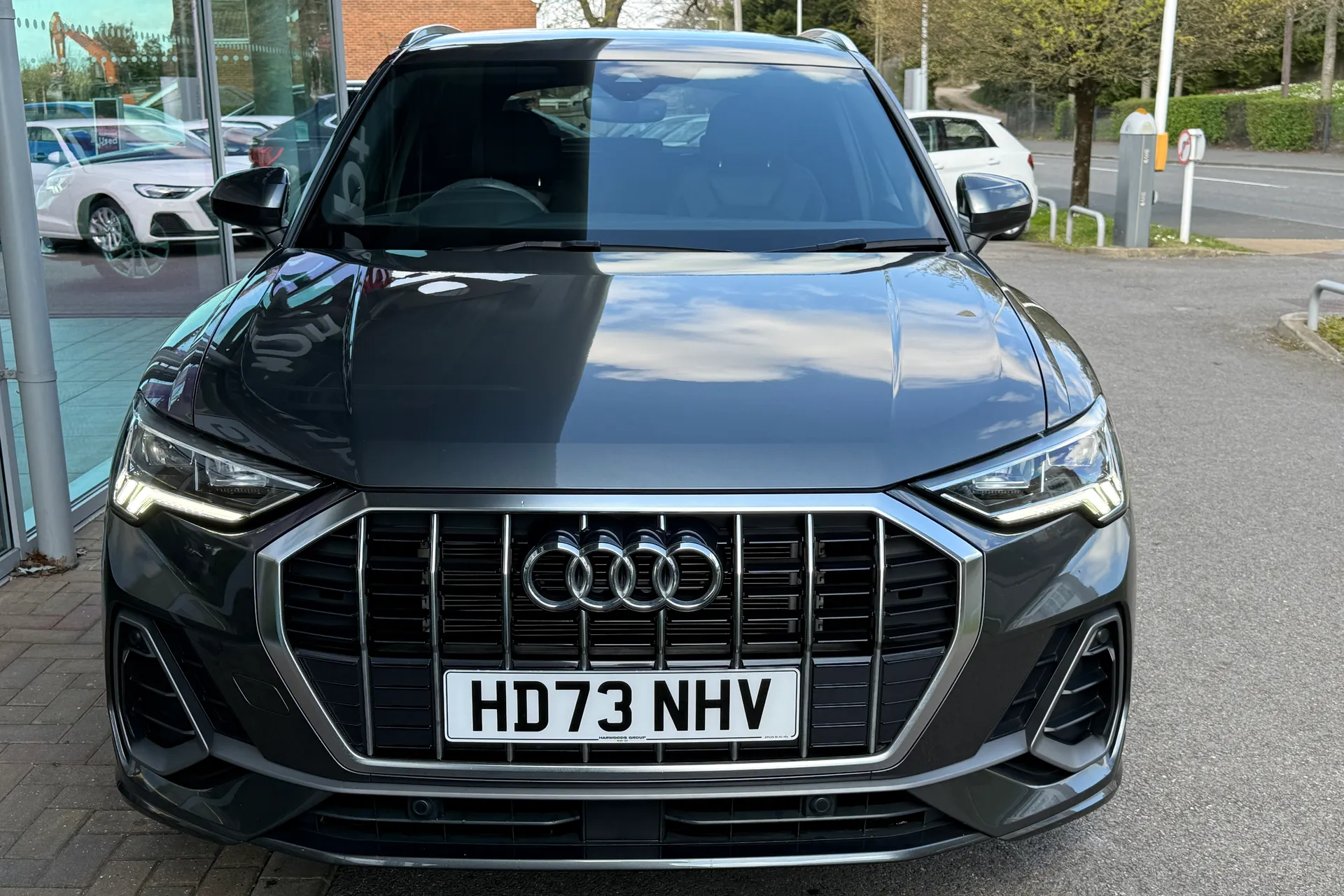 Audi Q3 thumbnail image number 56