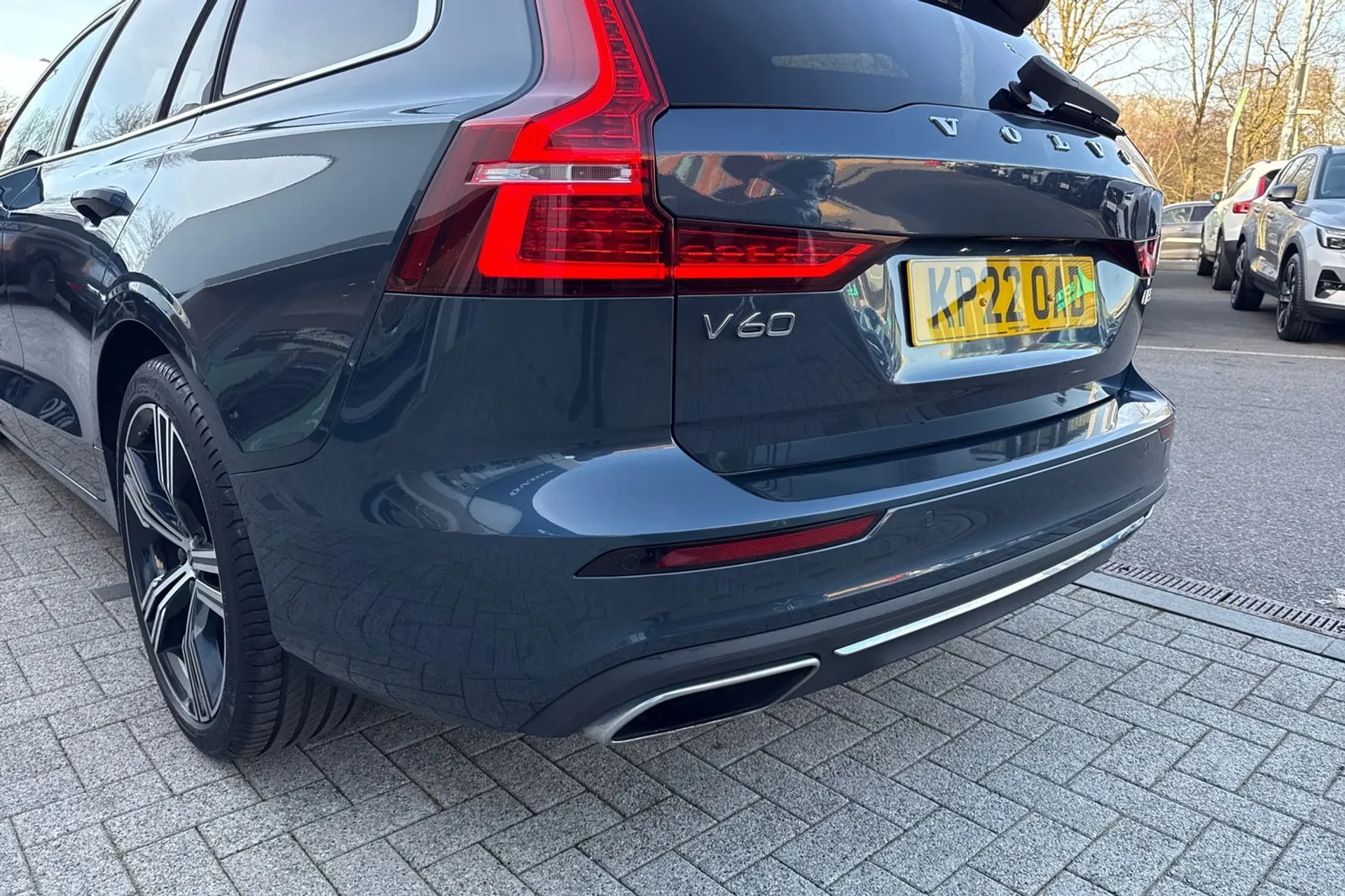 Volvo V60 thumbnail image number 18