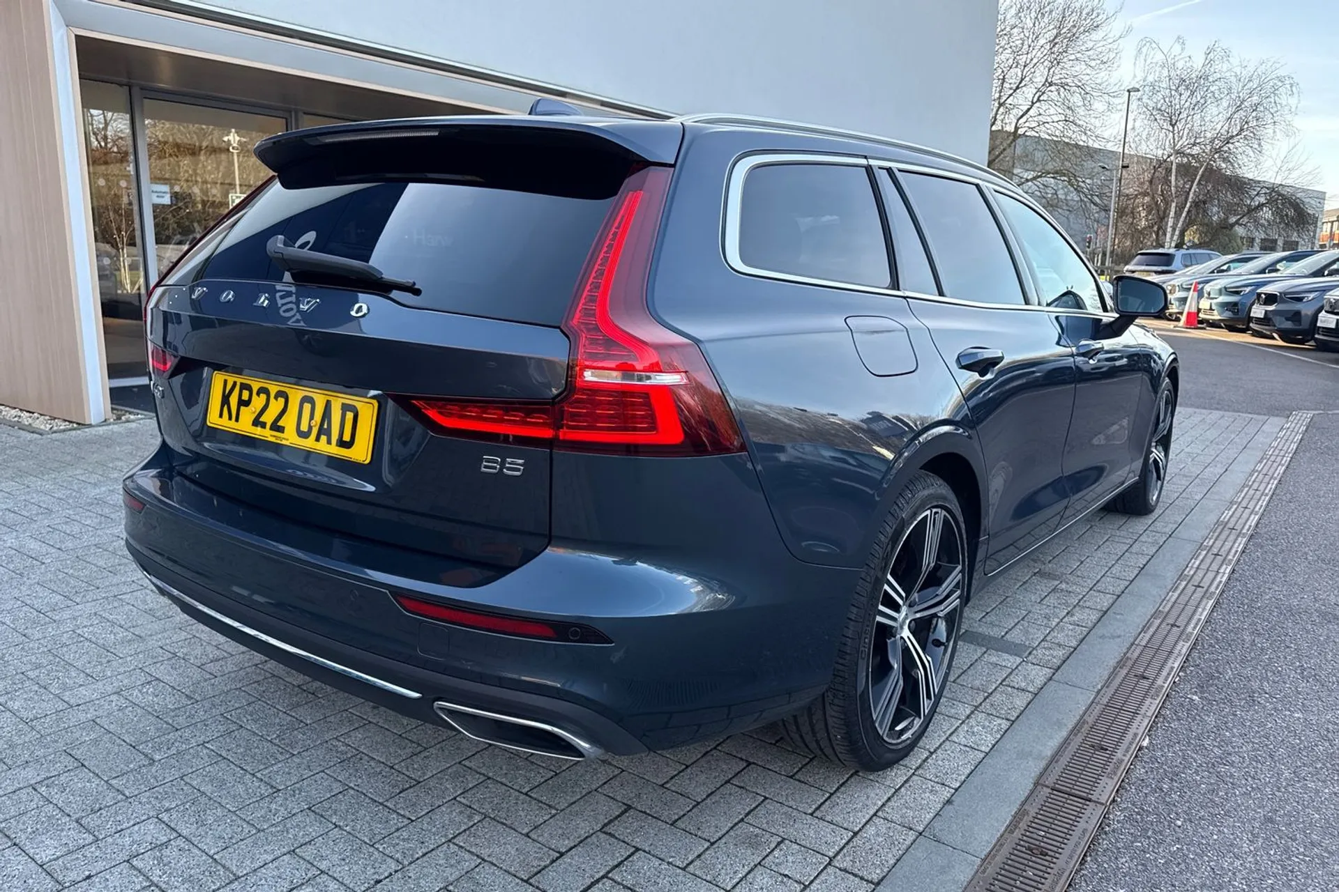Volvo V60 thumbnail image number 8
