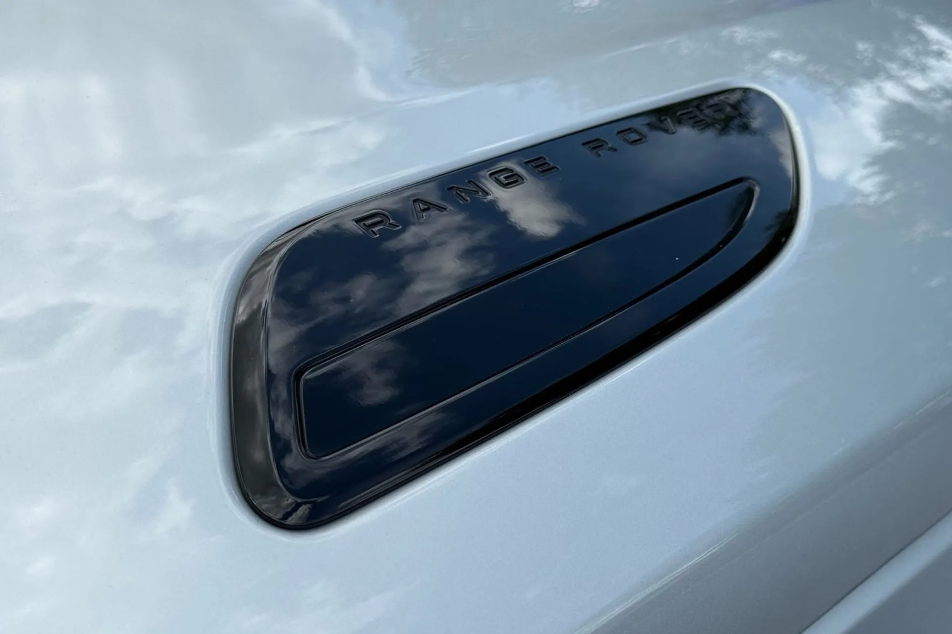 LAND ROVER RANGE ROVER VELAR thumbnail image number 63