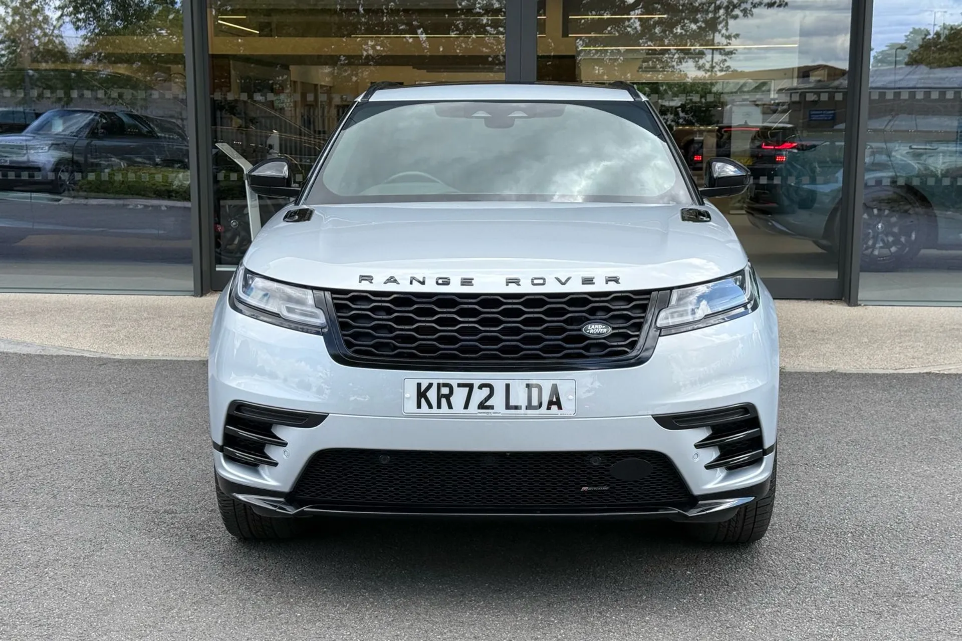 LAND ROVER RANGE ROVER VELAR thumbnail image number 6
