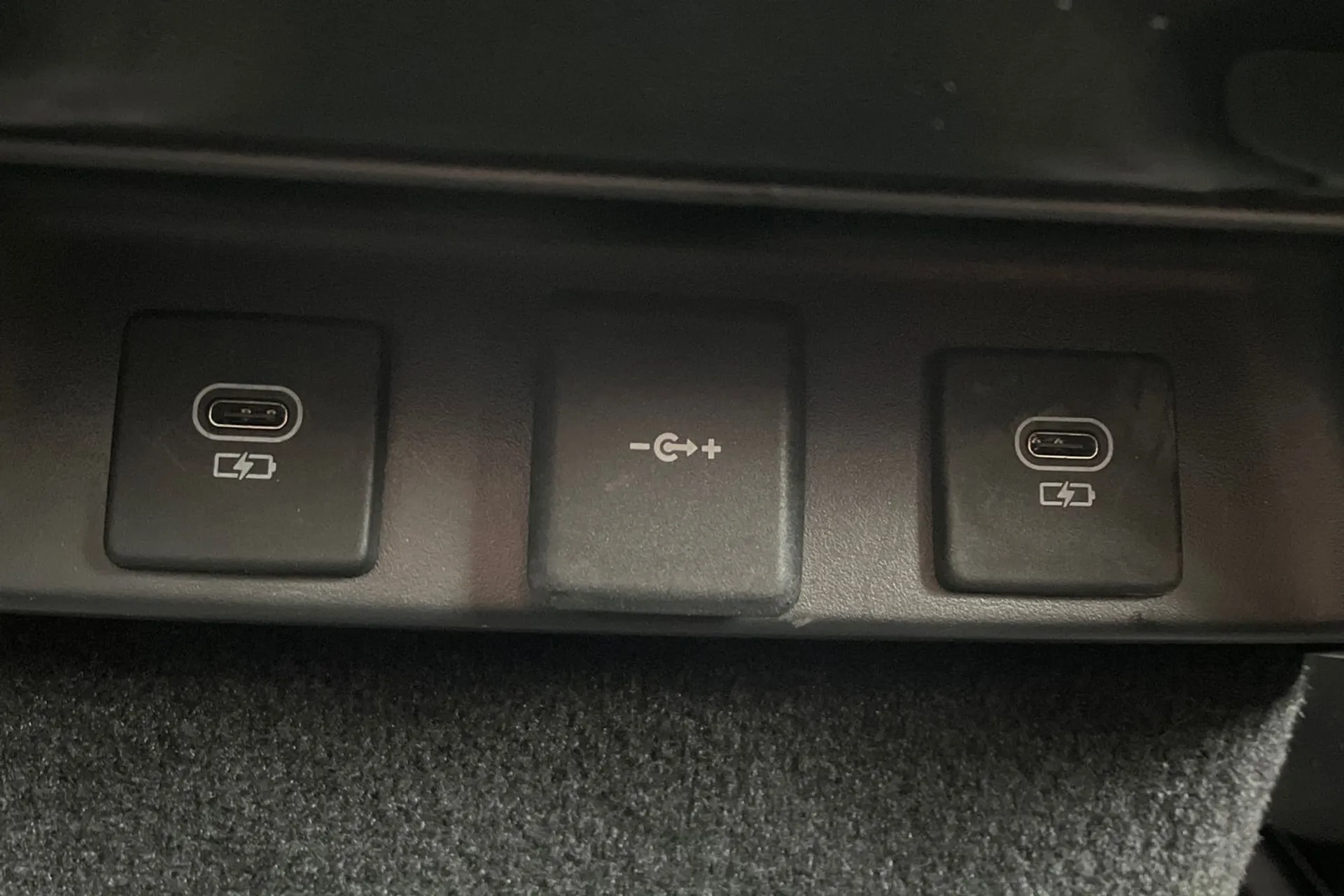LAND ROVER RANGE ROVER SPORT thumbnail image number 63