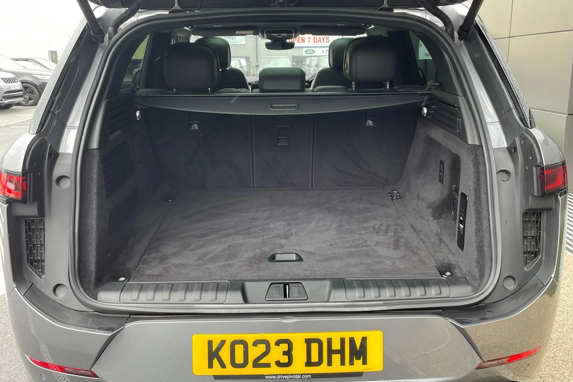 LAND ROVER RANGE ROVER SPORT thumbnail image number 37