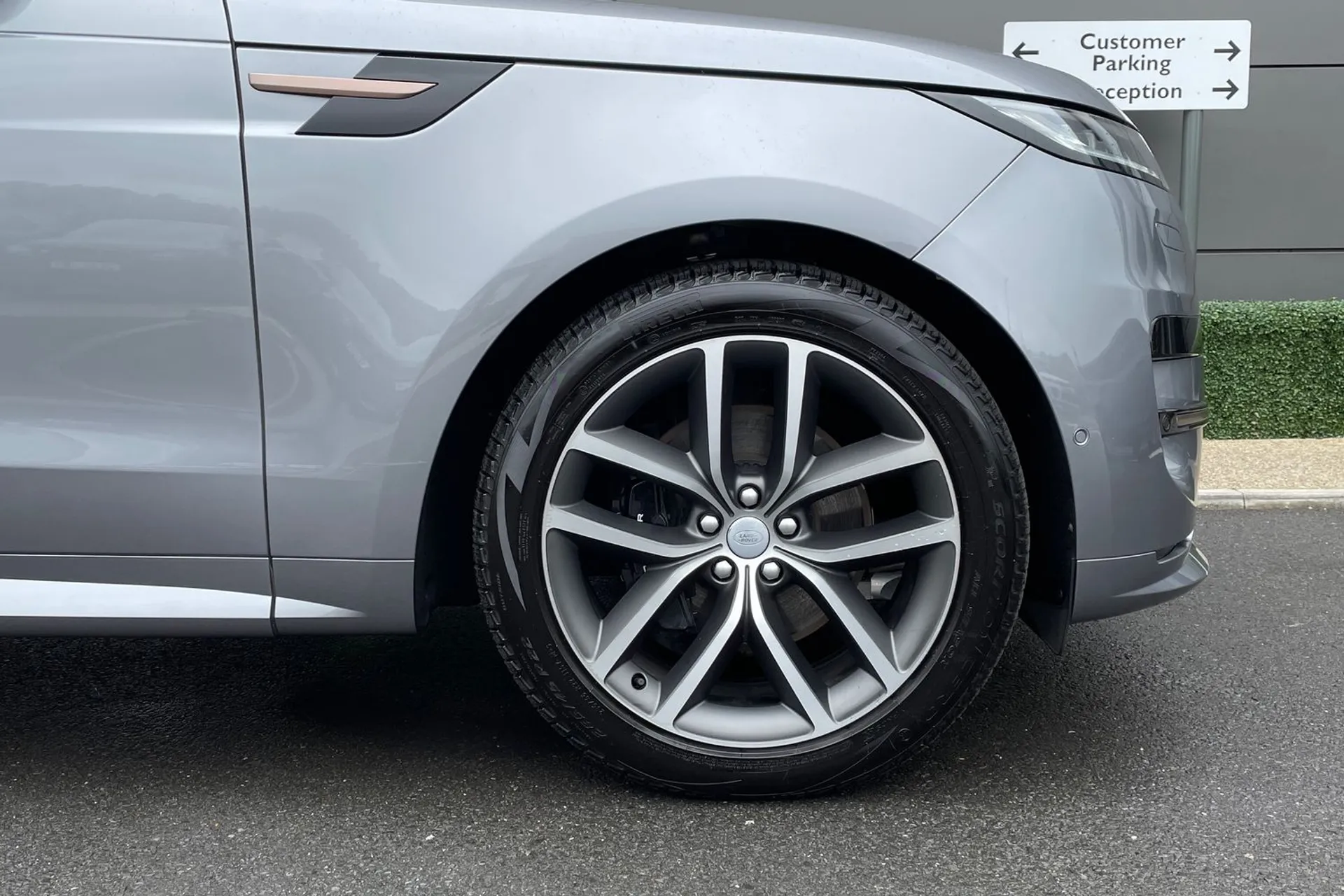 LAND ROVER RANGE ROVER SPORT thumbnail image number 27