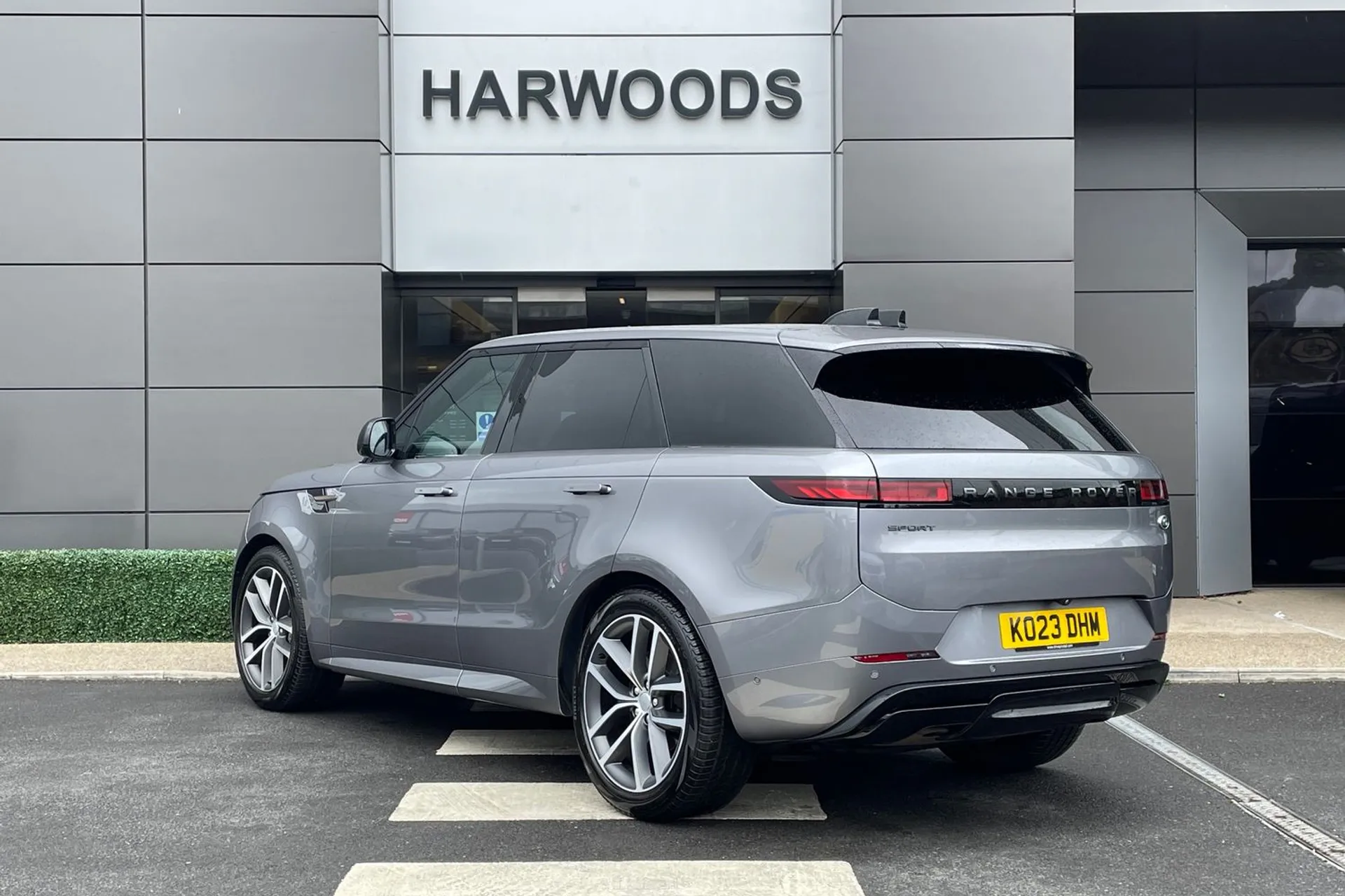 LAND ROVER RANGE ROVER SPORT thumbnail image number 10